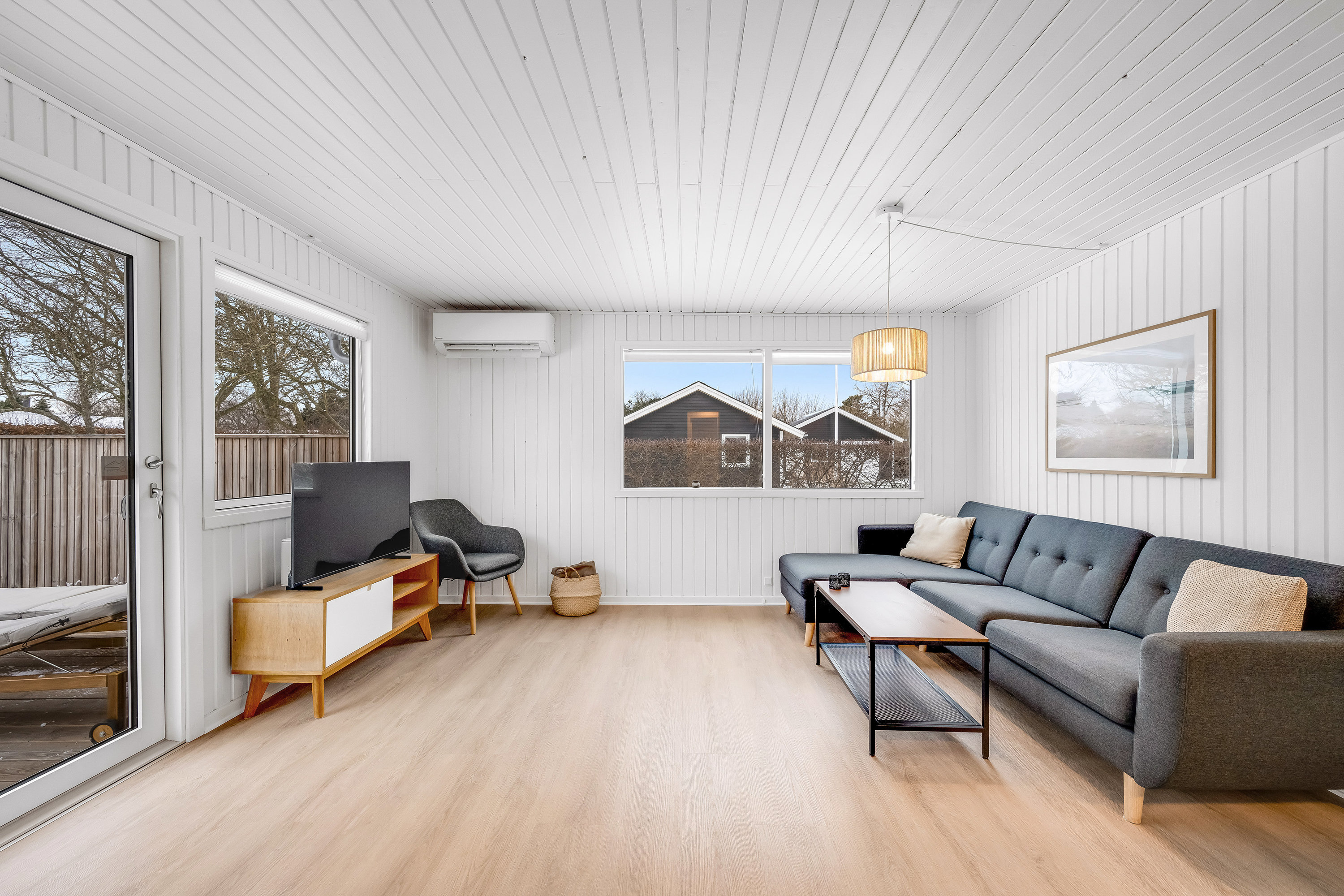 Fremhævet stue billede i fuldskærmstilstand. Billede af Bæverstien 8, Skaven , 6880 Tarm