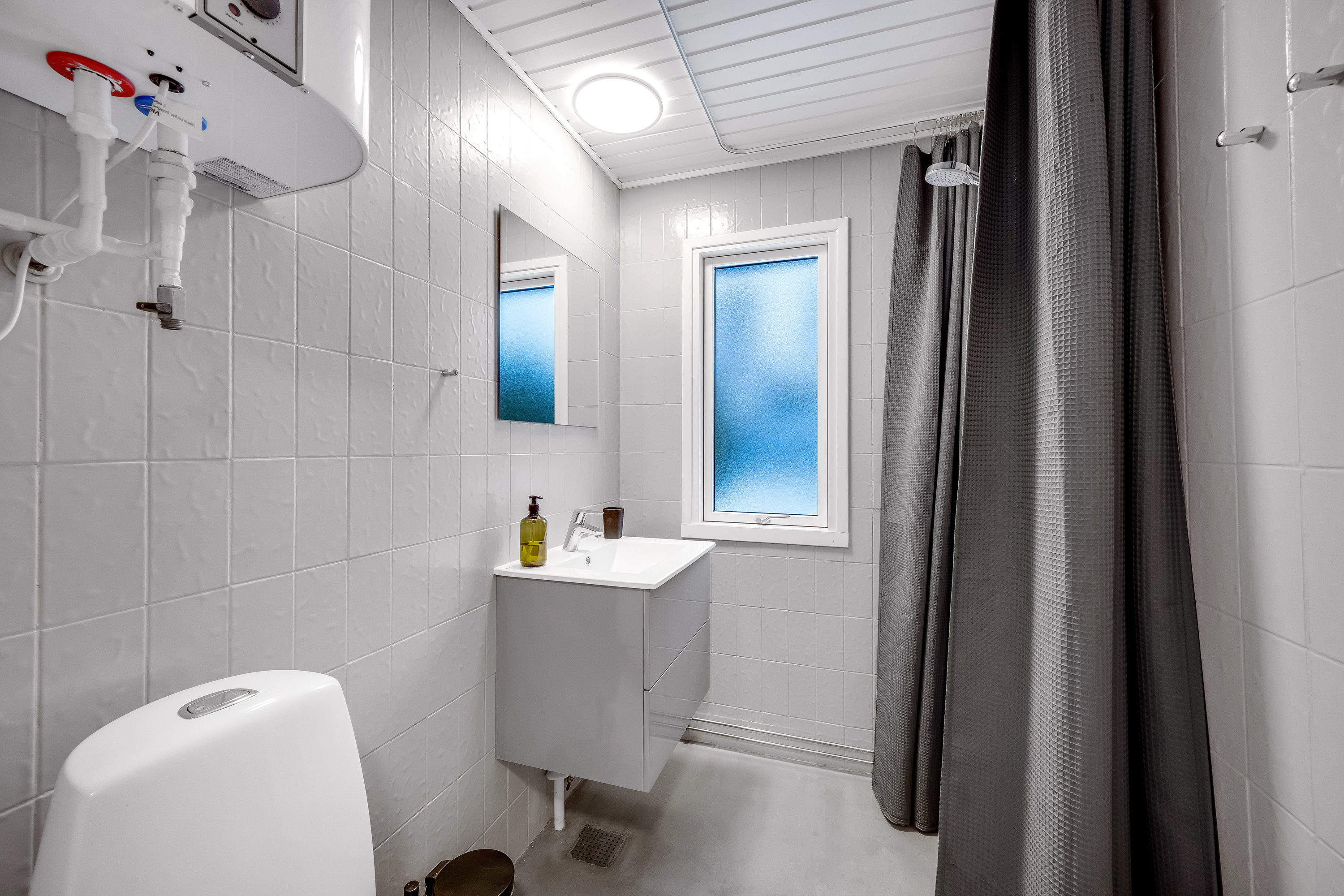 Fremhævet badeværelse billede i fuldskærmstilstand. Billede af Bæverstien 8, Skaven , 6880 Tarm