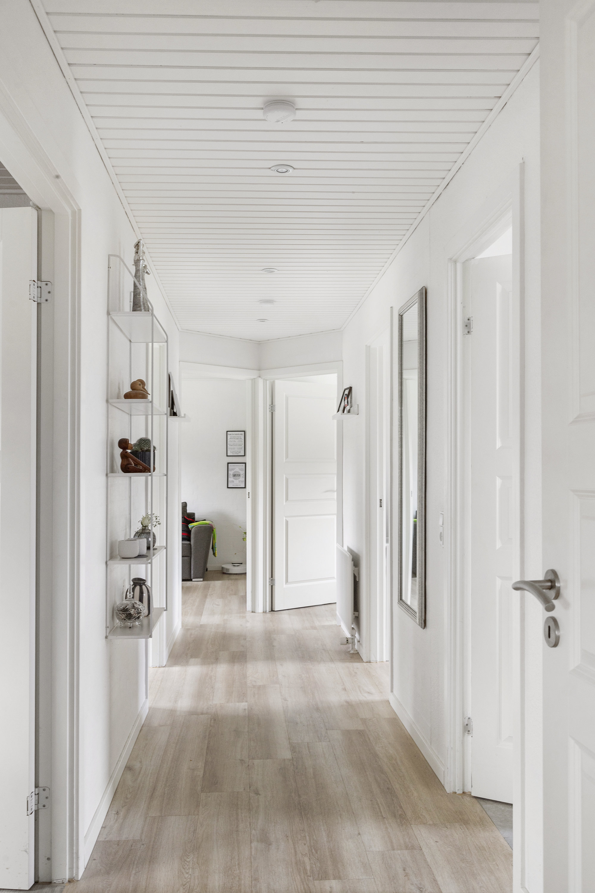 Fremhævet gang billede i fuldskærmstilstand. Billede af Emil Reesens Kvarter 6, 9700 Brønderslev