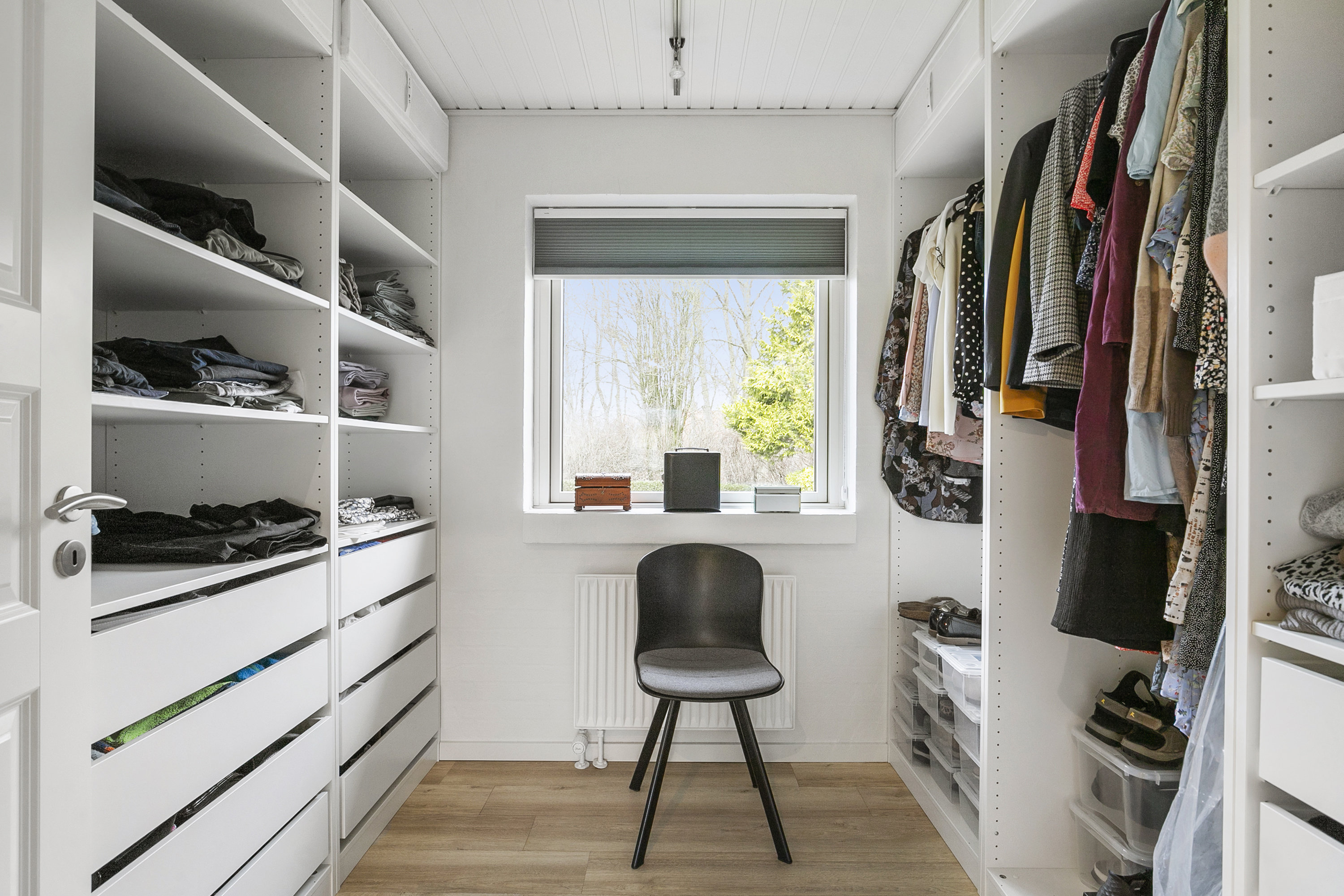 Fremhævet værelse billede i fuldskærmstilstand. Billede af Emil Reesens Kvarter 6, 9700 Brønderslev