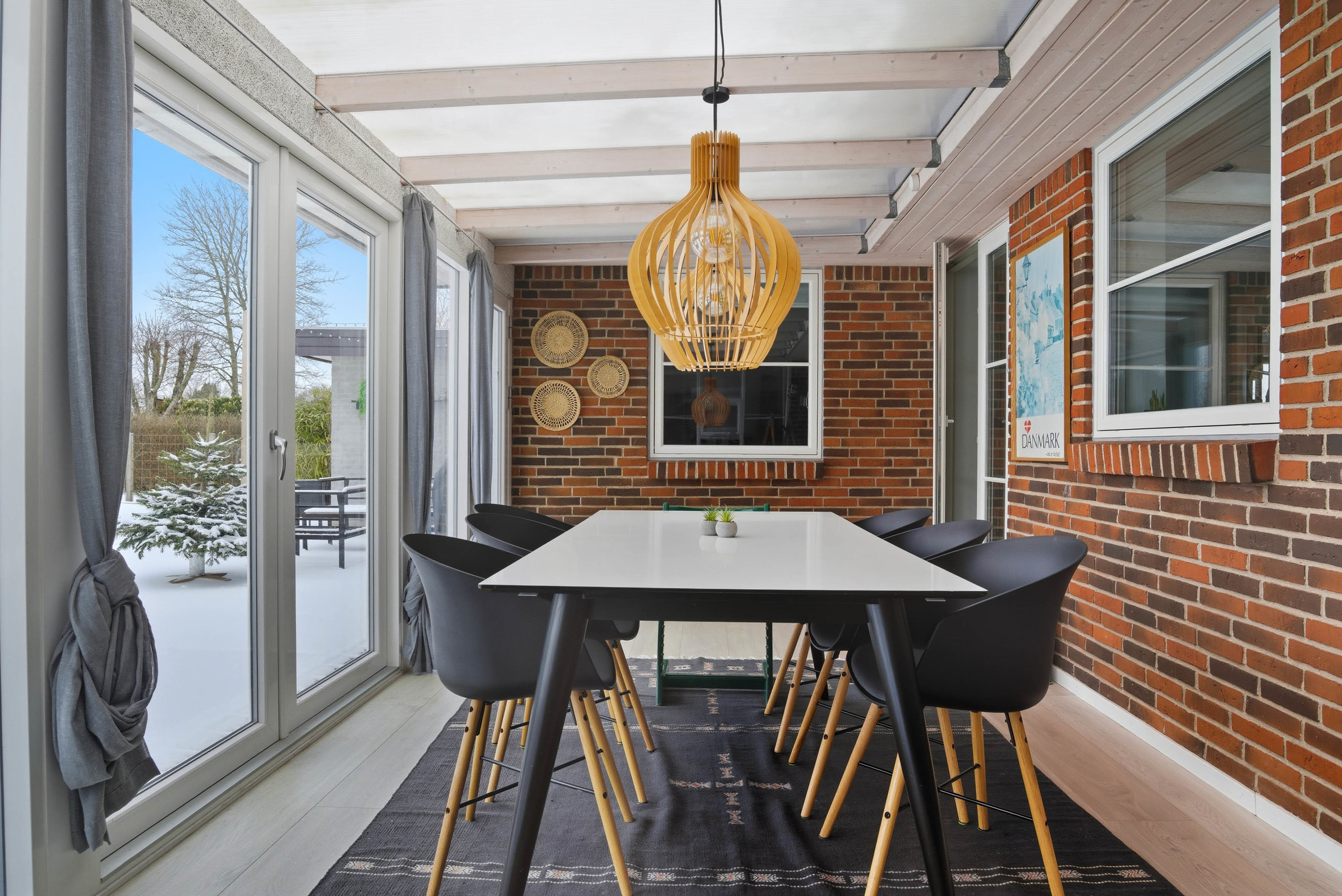 Fremhævet udestue billede i fuldskærmstilstand. Billede af Slåenvej 150, Mejdal, 7500 Holstebro