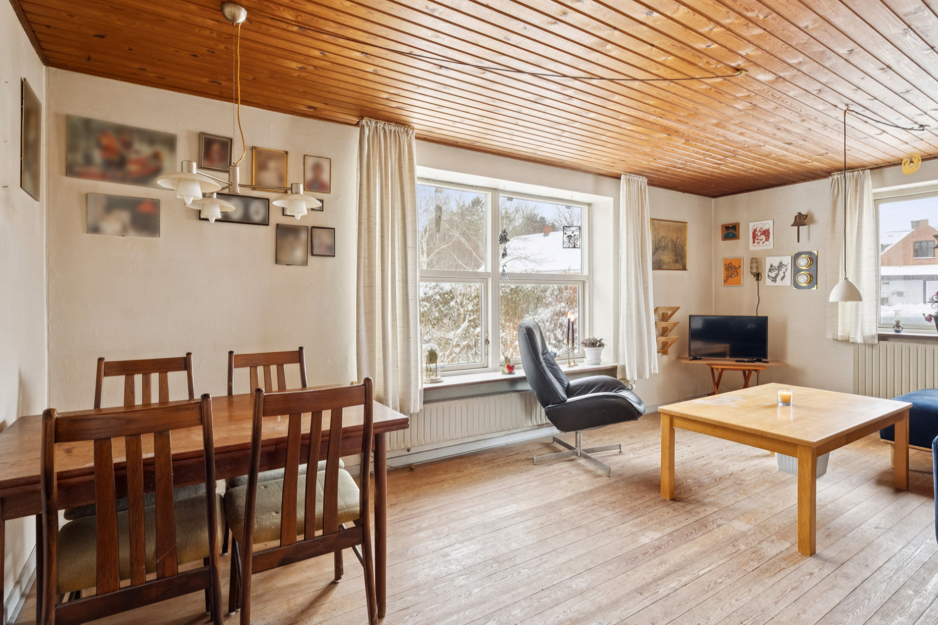 Fremhævet stue billede i fuldskærmstilstand. Billede af Ramtenvej 12, 8581 Nimtofte