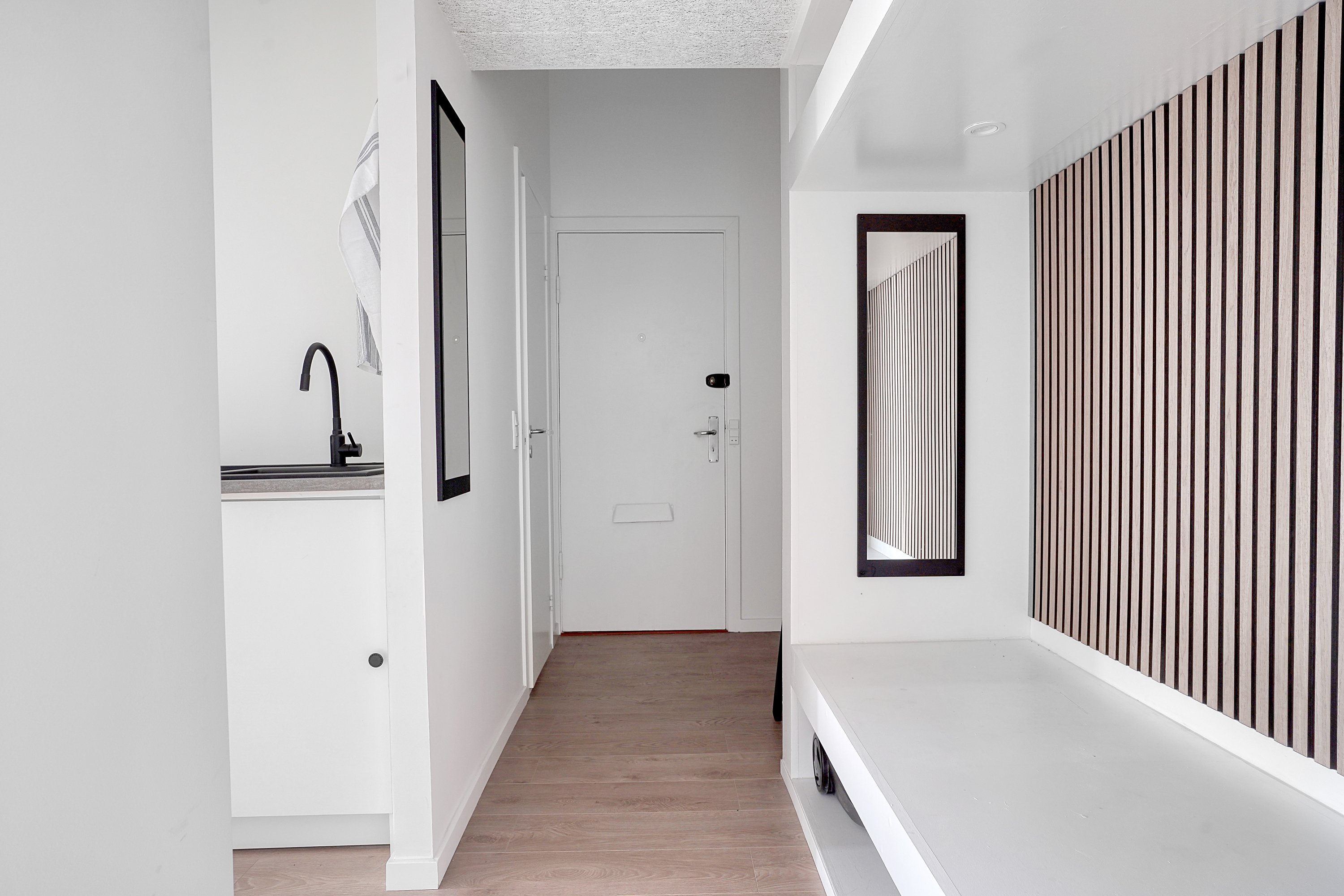 Fremhævet entré billede i fuldskærmstilstand. Billede af Teglgårdsvej 309, 2. th., 3050 Humlebæk