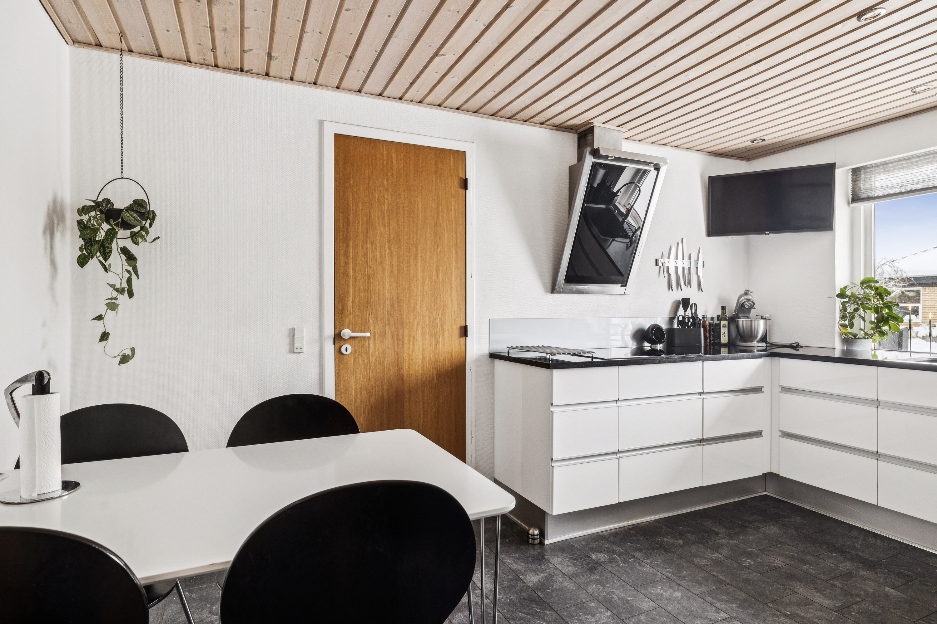 Fremhævet badeværelse billede i fuldskærmstilstand. Billede af Hyldevej 7, 8930 Randers NØ