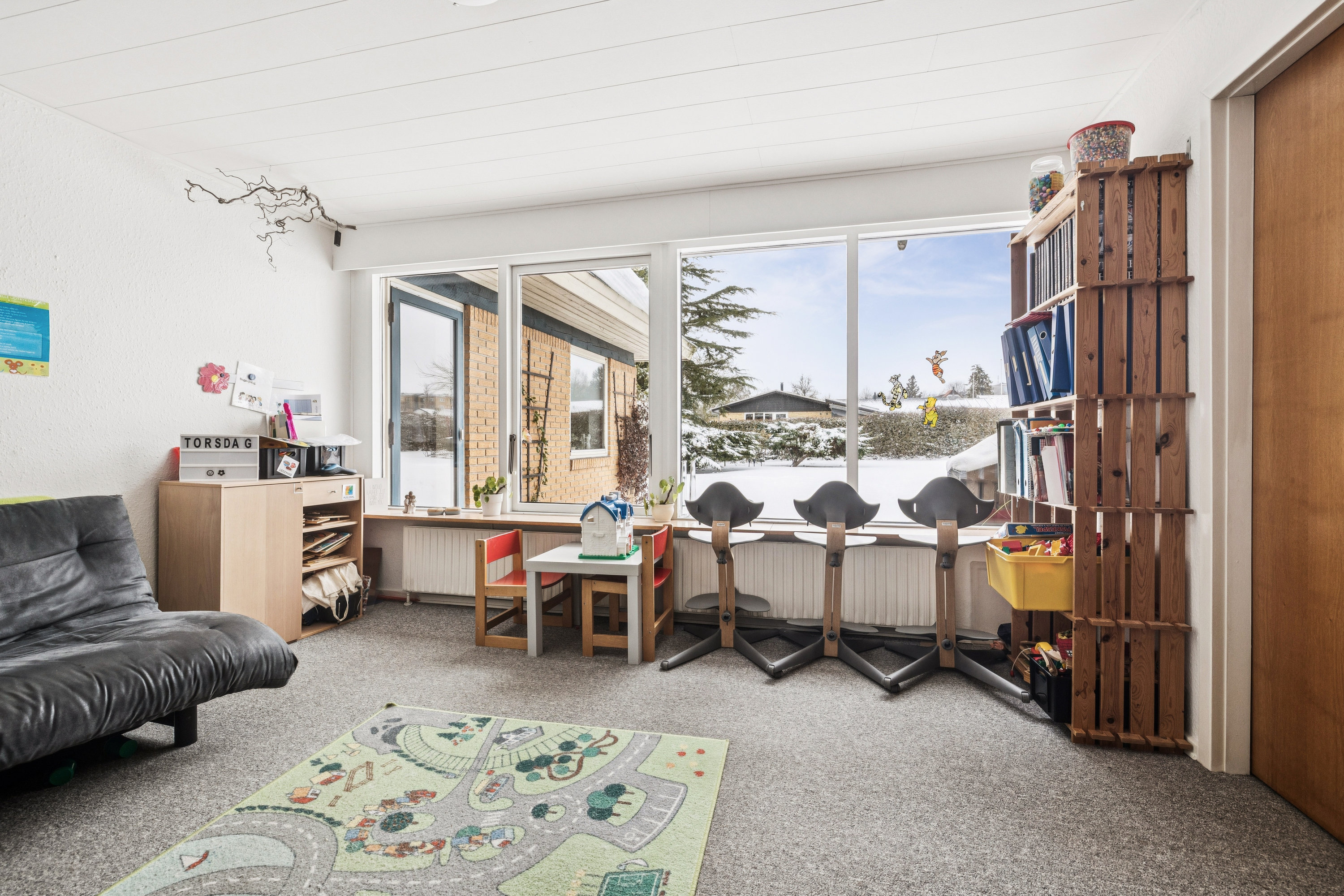 Fremhævet stue billede i fuldskærmstilstand. Billede af Hyldevej 7, 8930 Randers NØ