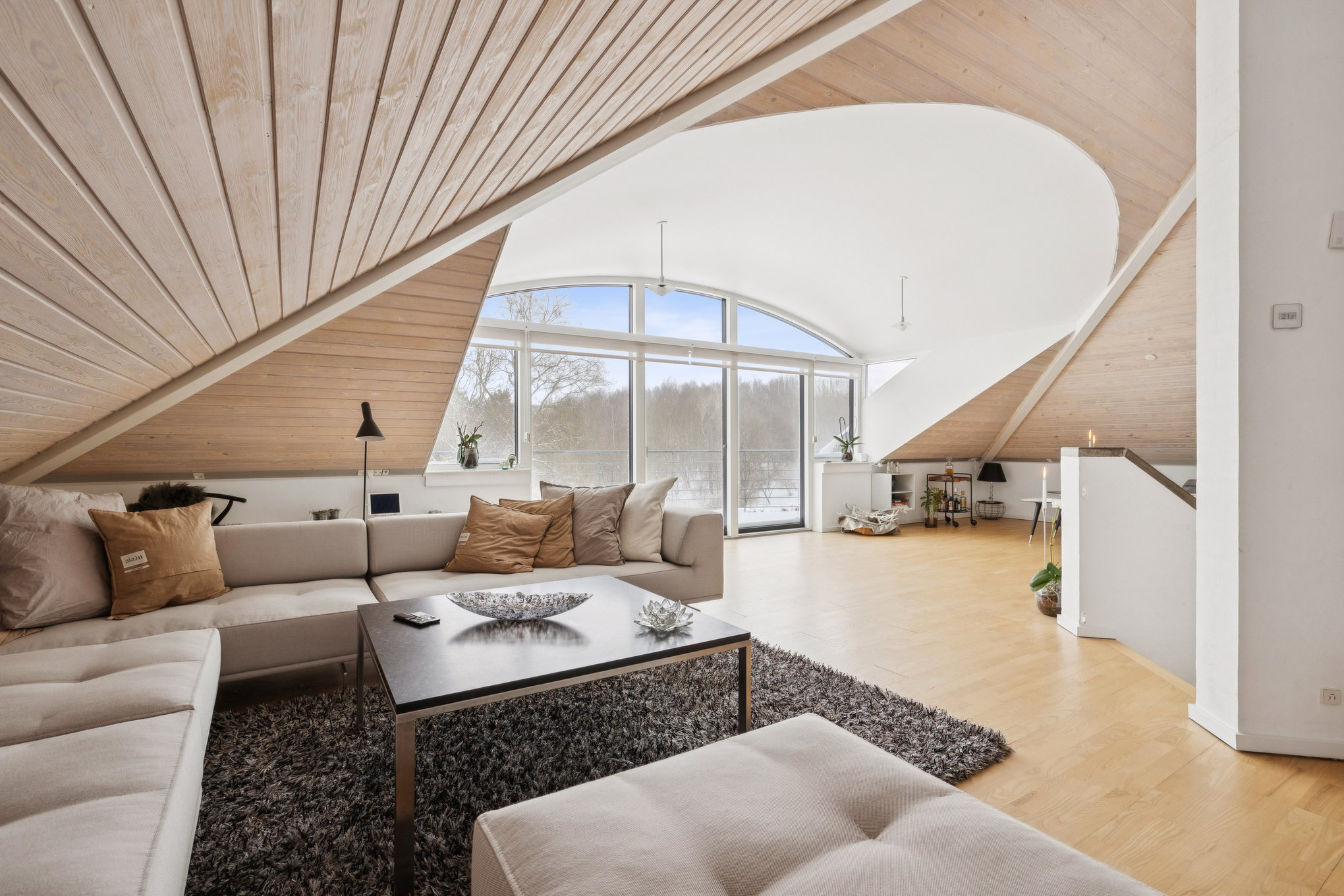 Fremhævet stue billede i fuldskærmstilstand. Billede af Lindgrensvej 8, 8920 Randers NV