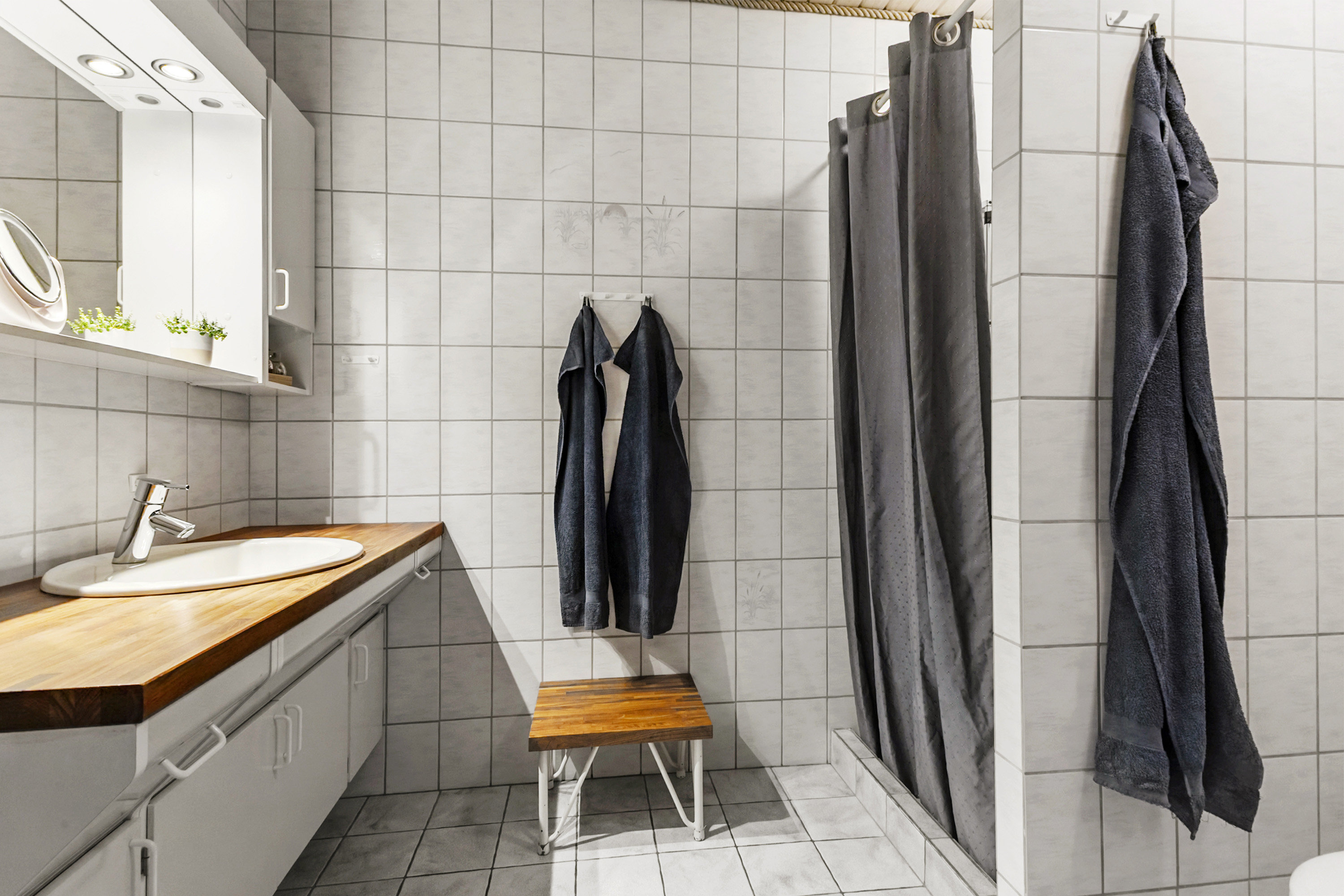 Fremhævet badeværelse billede i fuldskærmstilstand. Billede af Stensbækvej 1A, Arnum, 6510 Gram