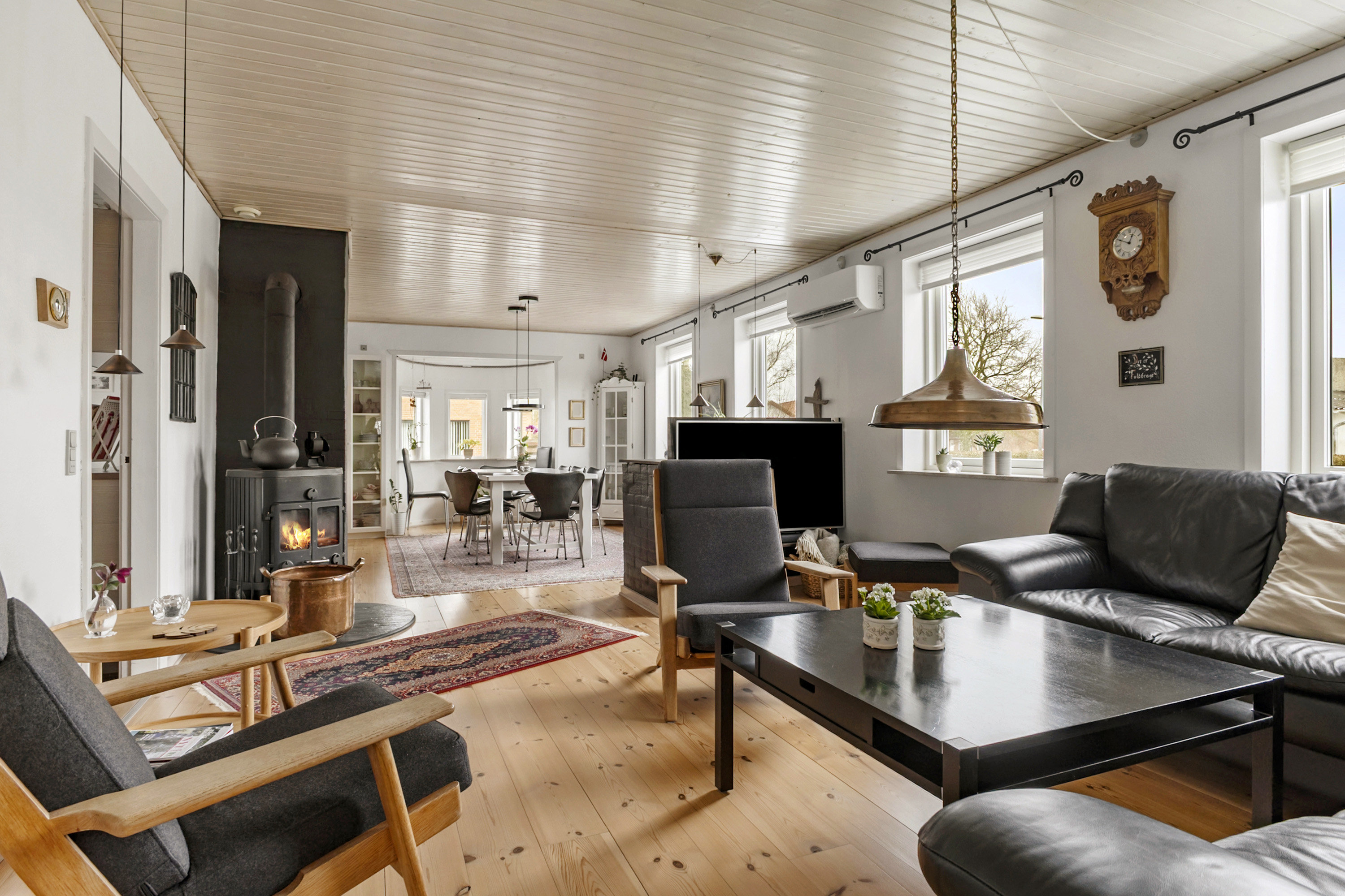 Fremhævet stue billede i fuldskærmstilstand. Billede af Stensbækvej 1A, Arnum, 6510 Gram