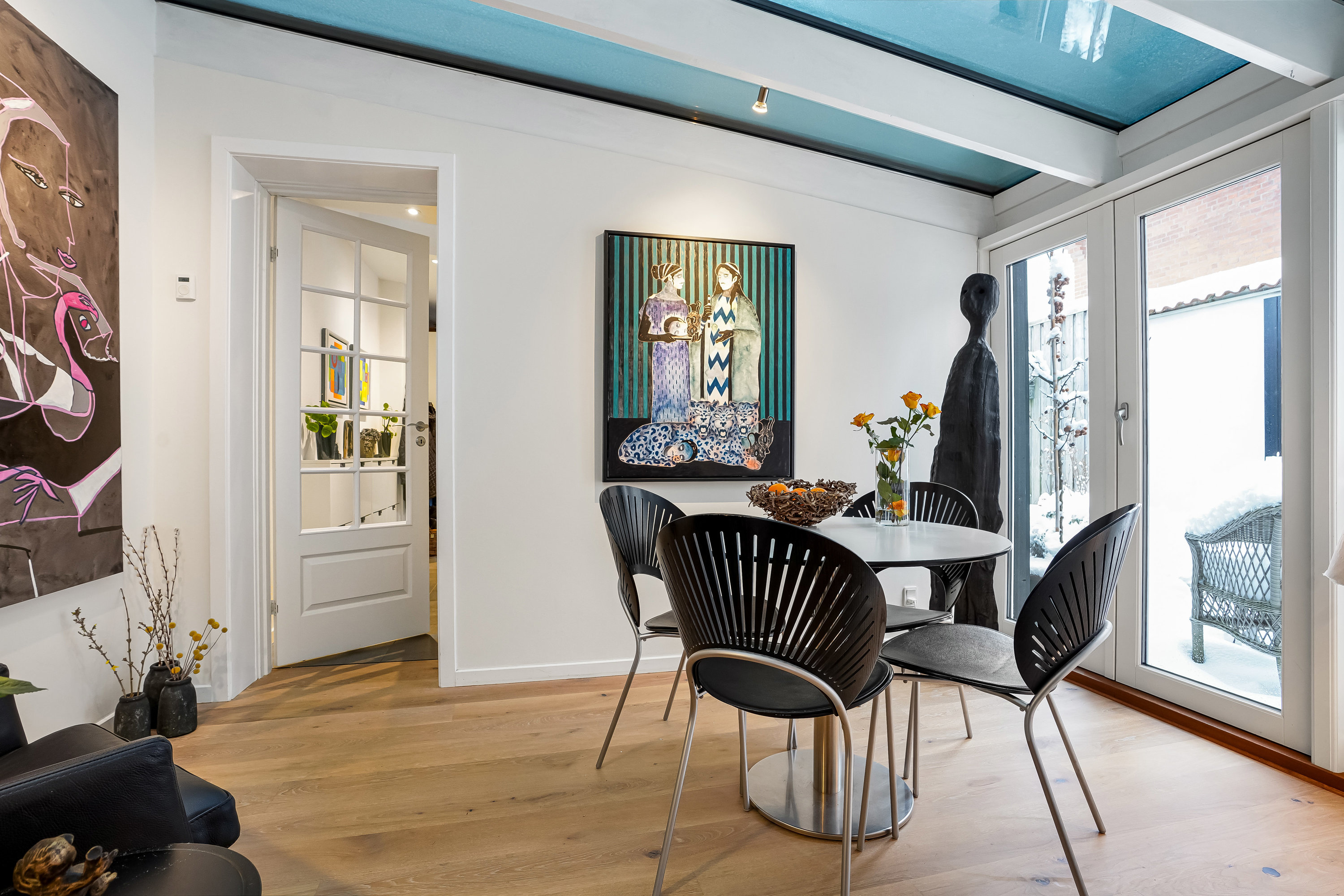 Fremhævet stue billede i fuldskærmstilstand. Billede af Hunderupvej 106, 5230 Odense M