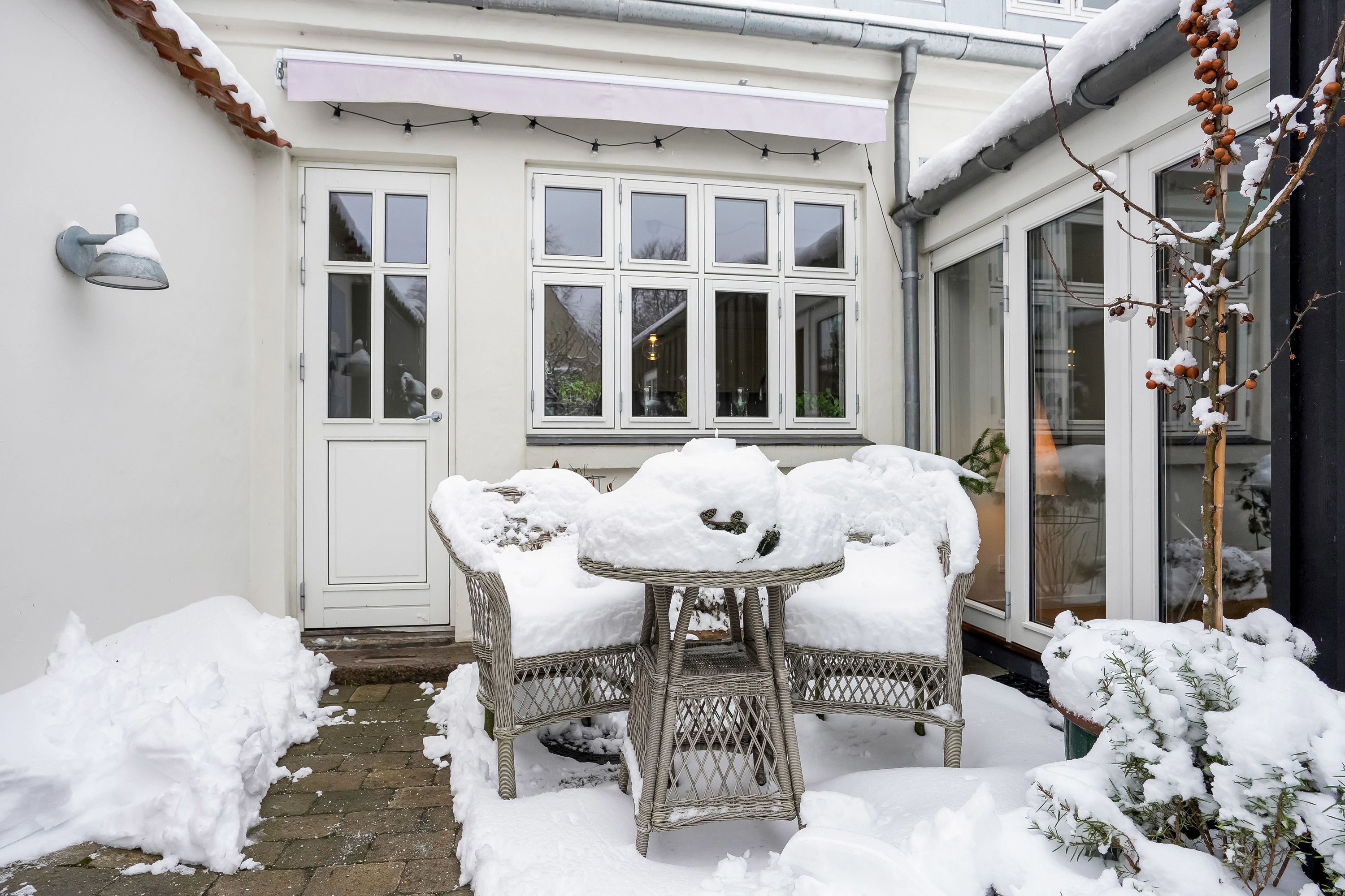 Fremhævet terrasse billede i fuldskærmstilstand. Billede af Hunderupvej 106, 5230 Odense M