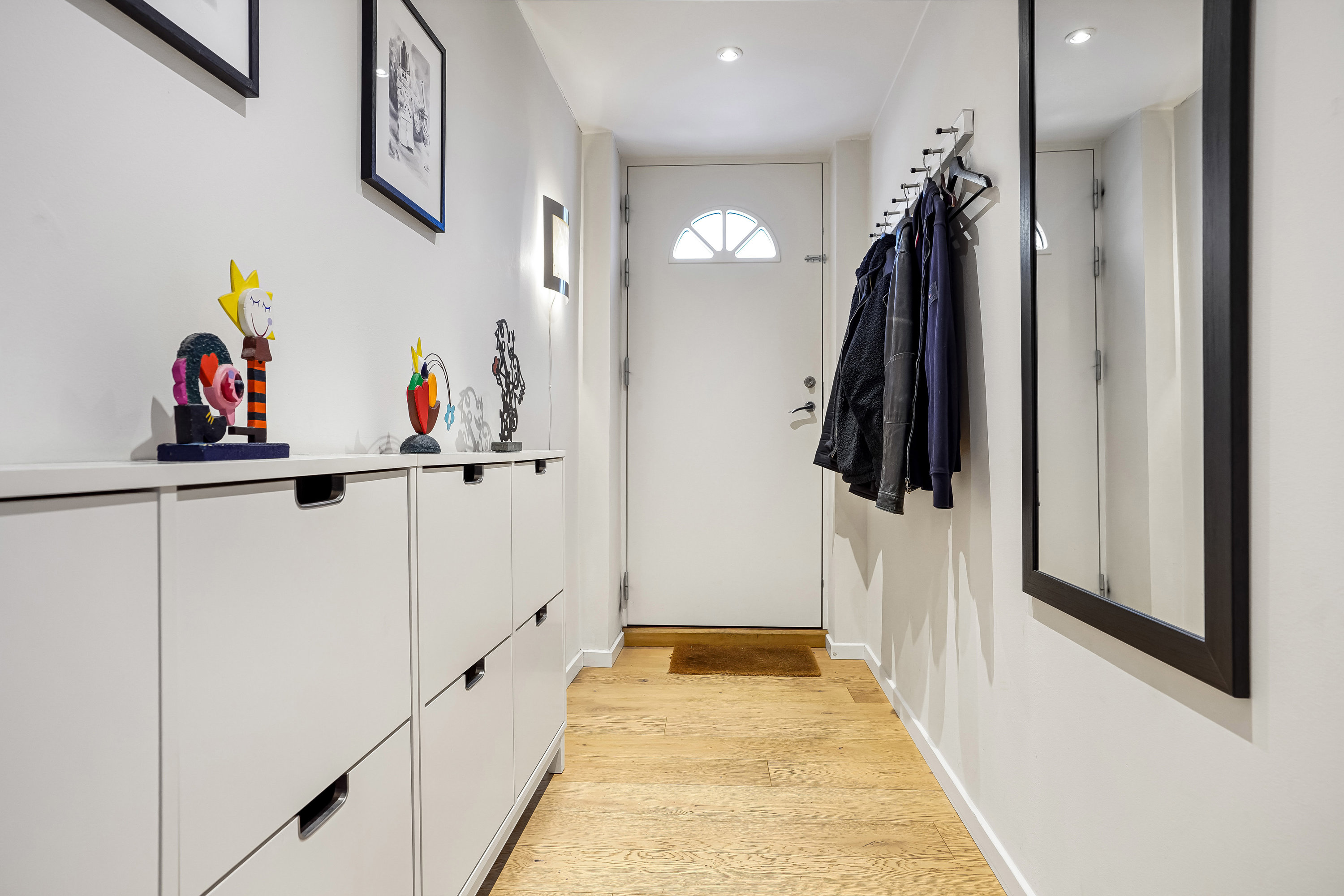 Fremhævet entré billede i fuldskærmstilstand. Billede af Hunderupvej 106, 5230 Odense M