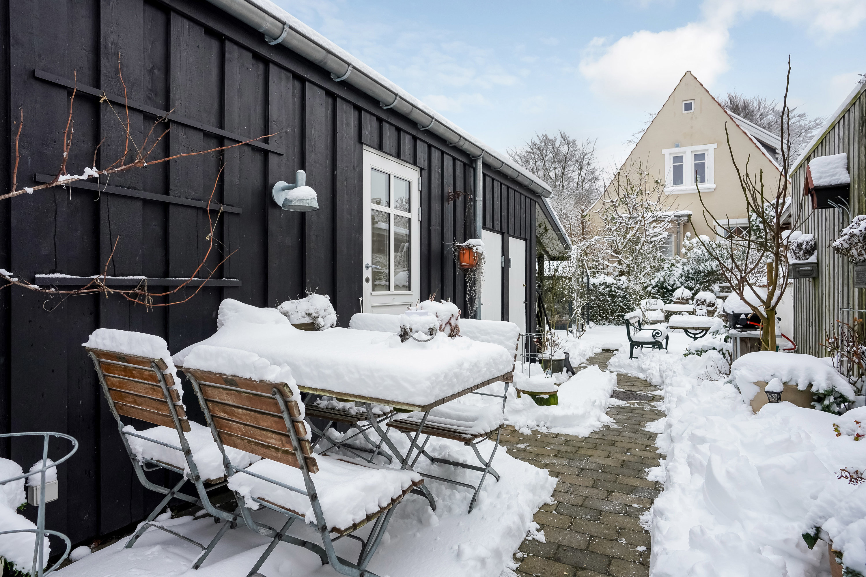 Fremhævet terrasse billede i fuldskærmstilstand. Billede af Hunderupvej 106, 5230 Odense M