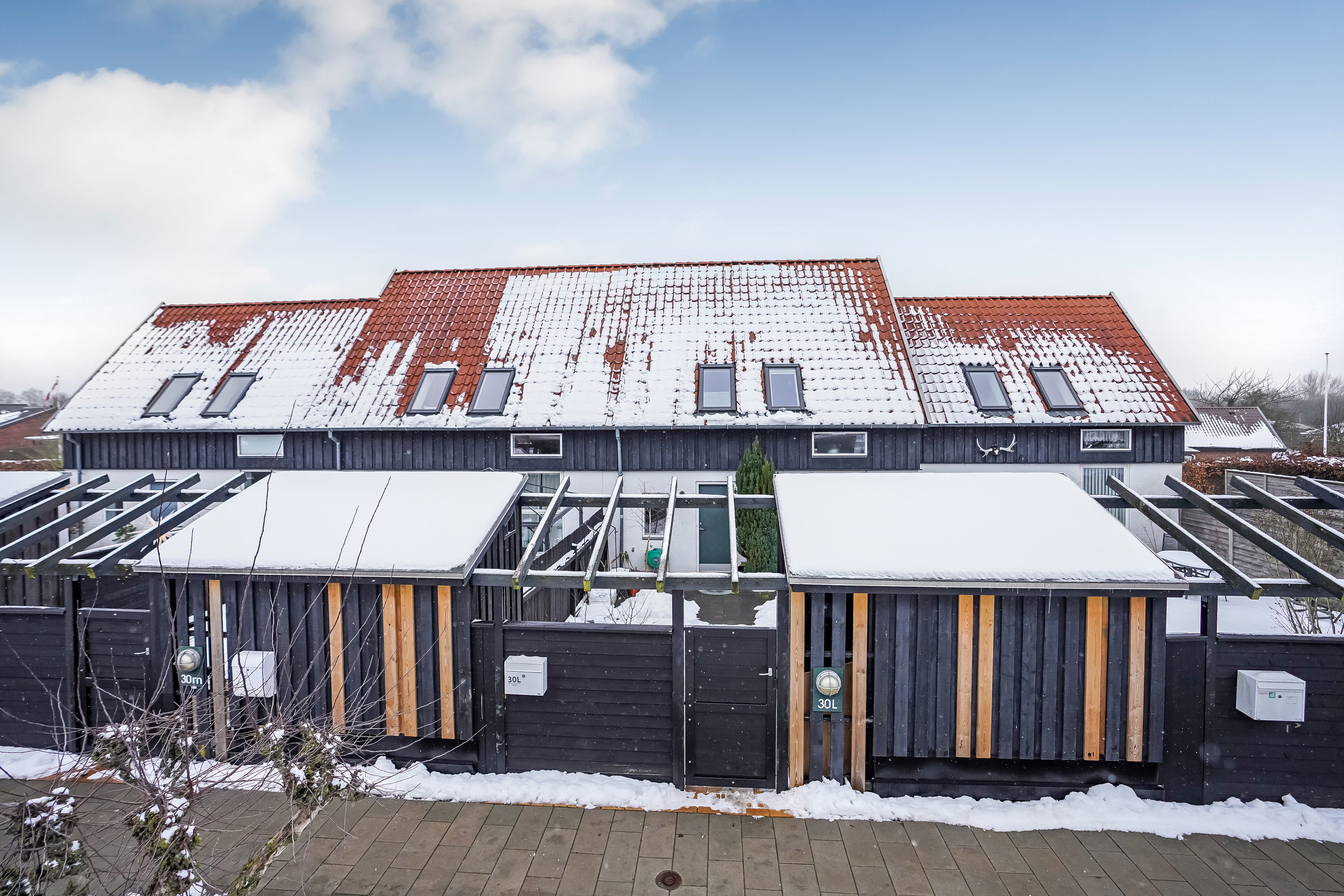 Fremhævet ejendommen billede i fuldskærmstilstand. Billede af Neder-Holluf-Vej 30L, 5220 Odense SØ