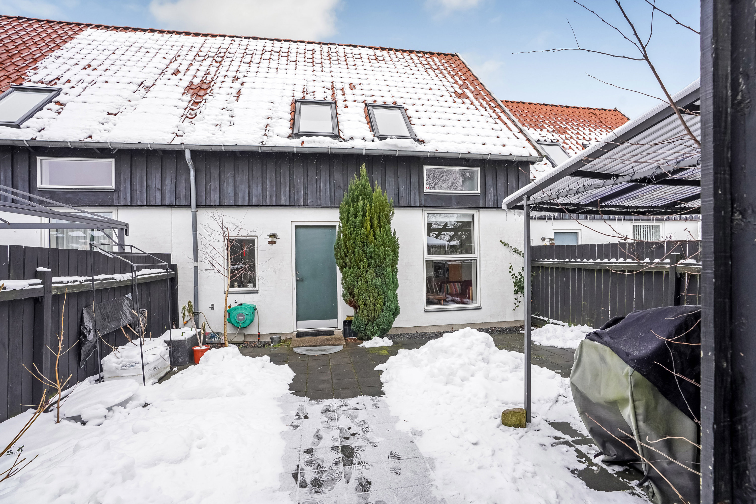 Fremhævet ejendommen billede i fuldskærmstilstand. Billede af Neder-Holluf-Vej 30L, 5220 Odense SØ