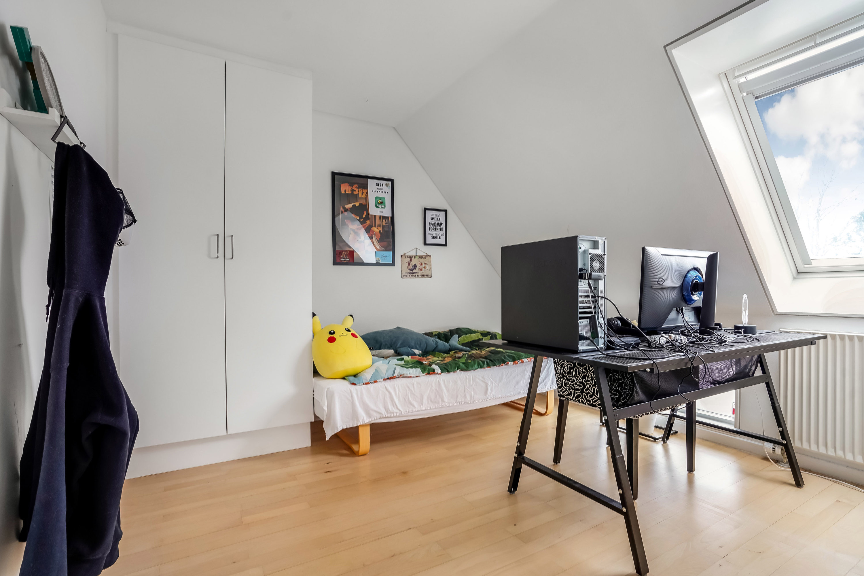 Fremhævet værelse billede i fuldskærmstilstand. Billede af Neder-Holluf-Vej 30L, 5220 Odense SØ