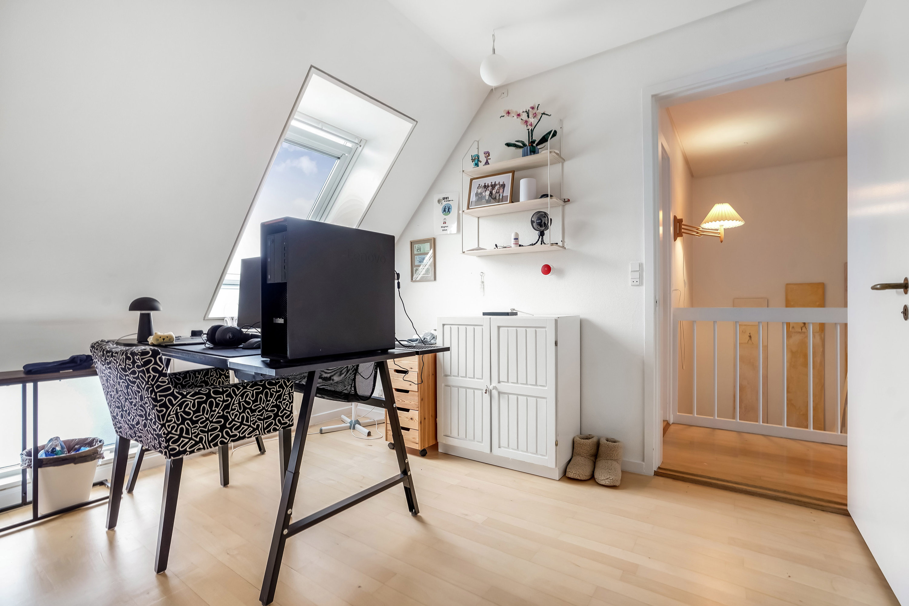 Fremhævet værelse billede i fuldskærmstilstand. Billede af Neder-Holluf-Vej 30L, 5220 Odense SØ