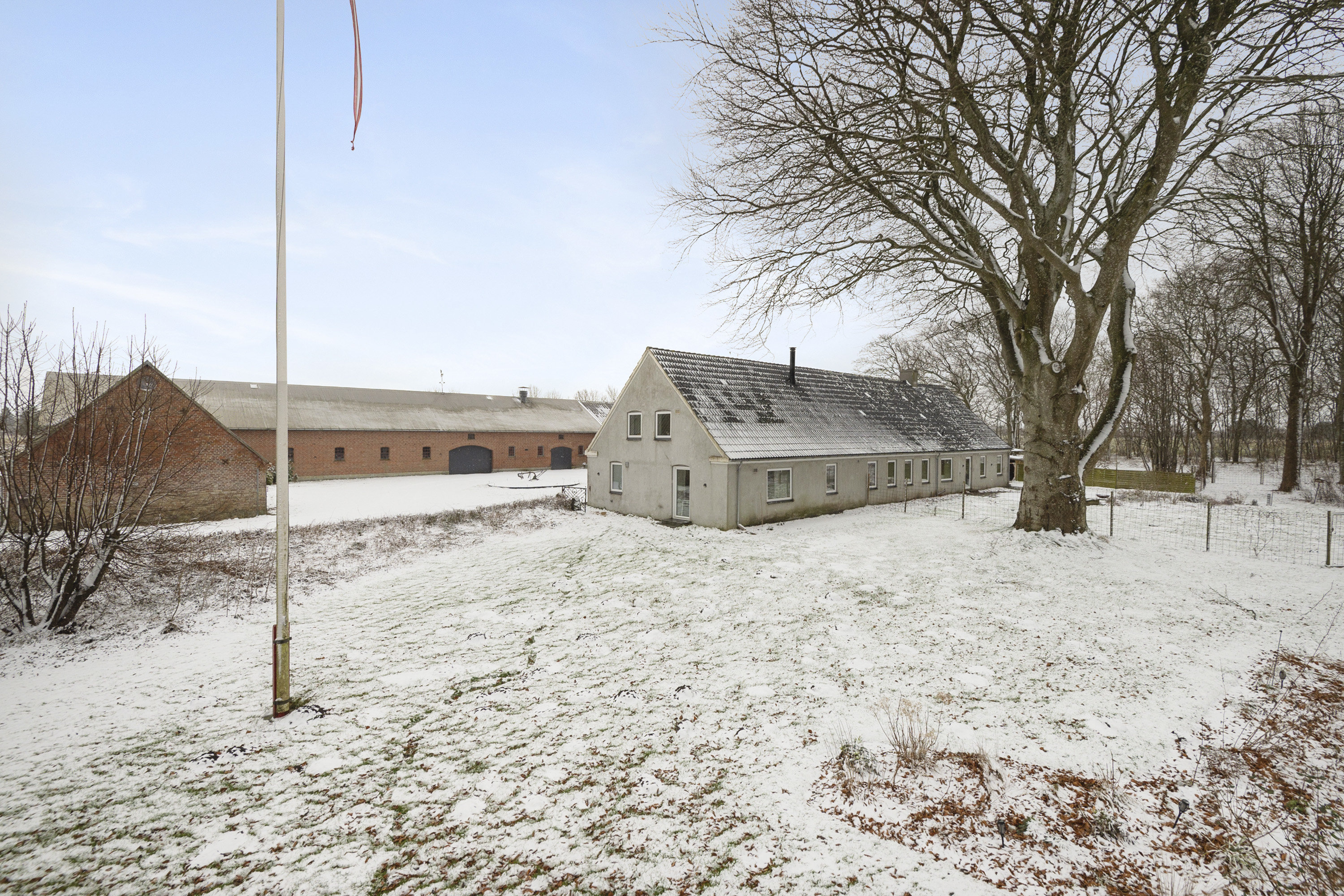 Fremhævet ejendommen billede i fuldskærmstilstand. Billede af Uhrevej 3, 6862 Tistrup