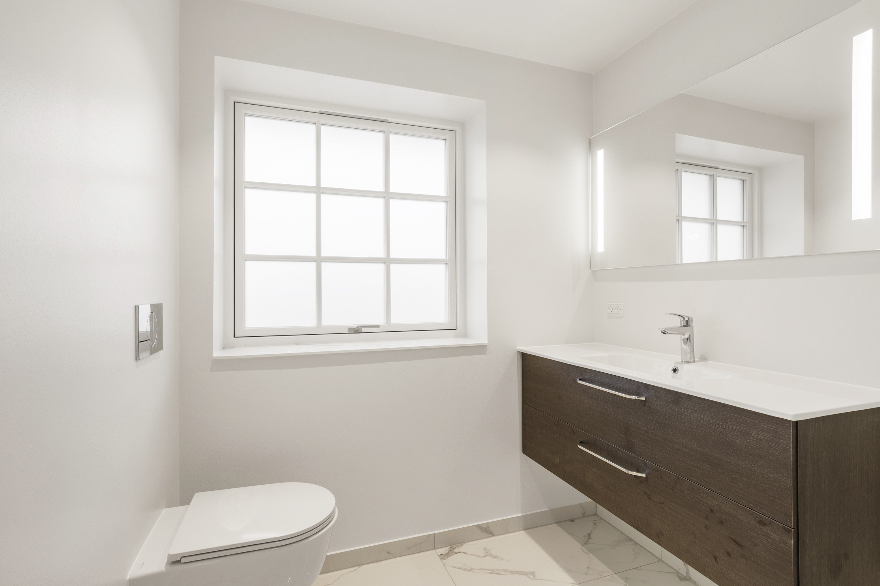 Fremhævet badeværelse billede i fuldskærmstilstand. Billede af Byfolden 5, Fangel, 5260 Odense S