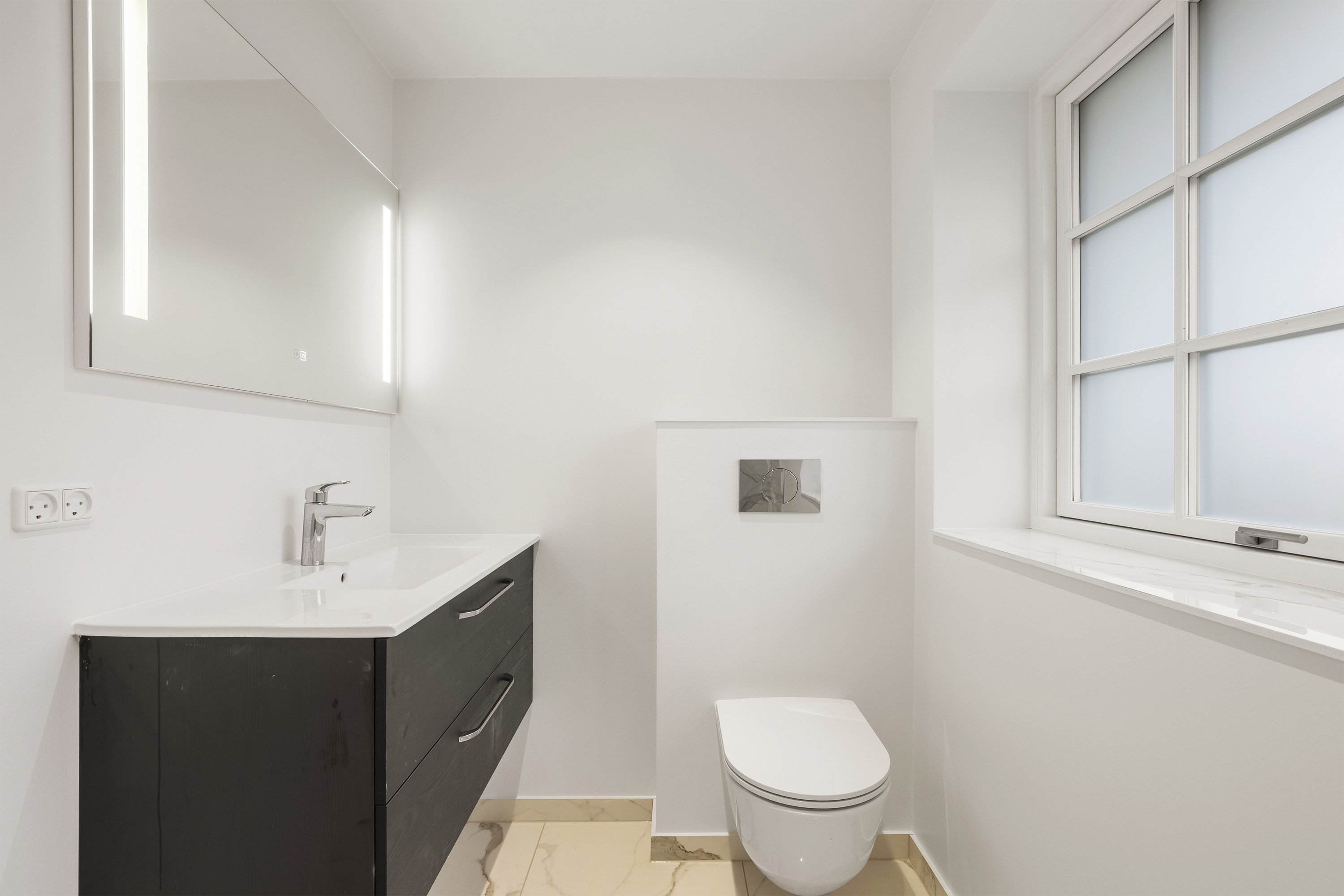 Fremhævet badeværelse billede i fuldskærmstilstand. Billede af Byfolden 5, Fangel, 5260 Odense S