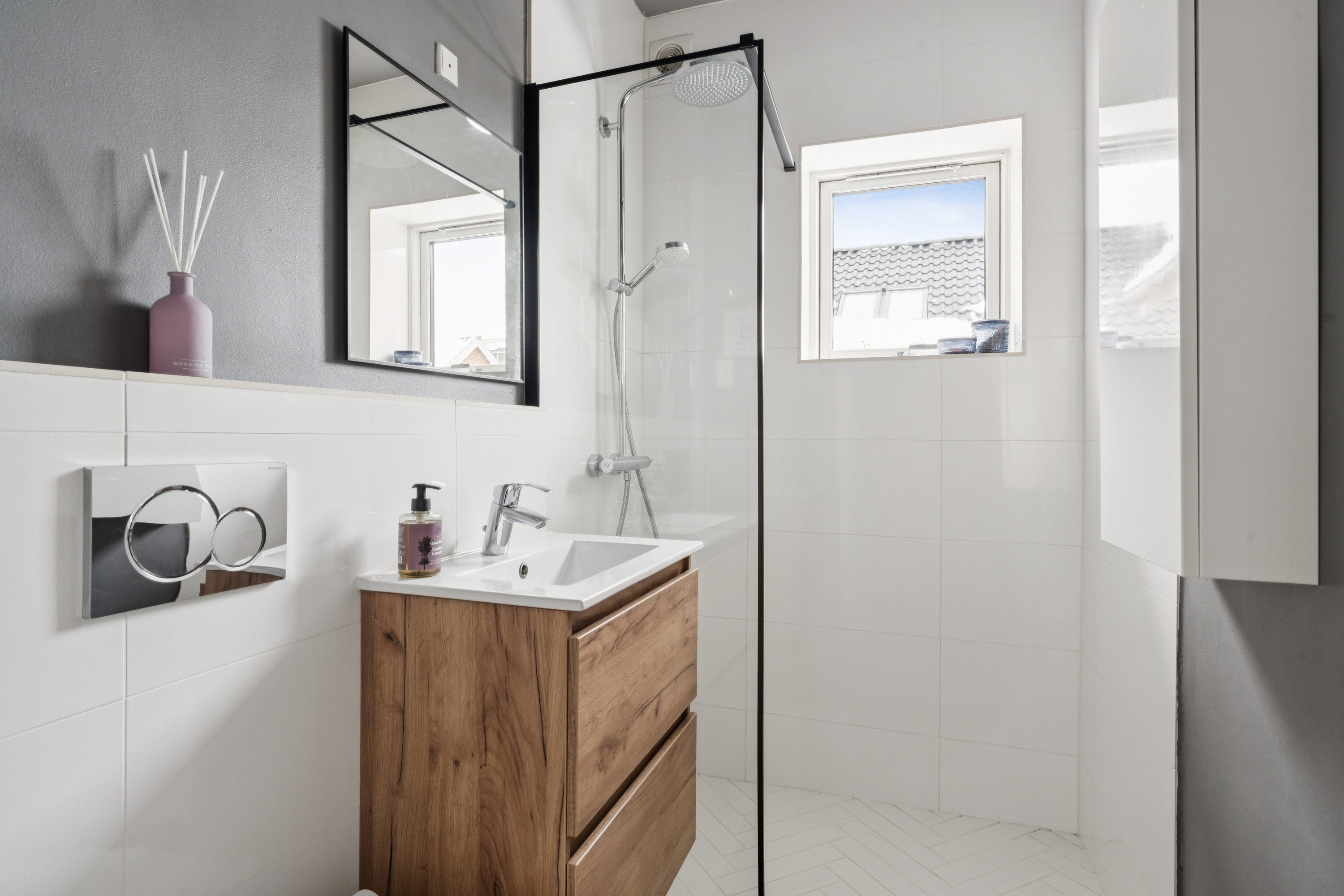 Fremhævet badeværelse billede i fuldskærmstilstand. Billede af Vestre Alle 17, 9000 Aalborg