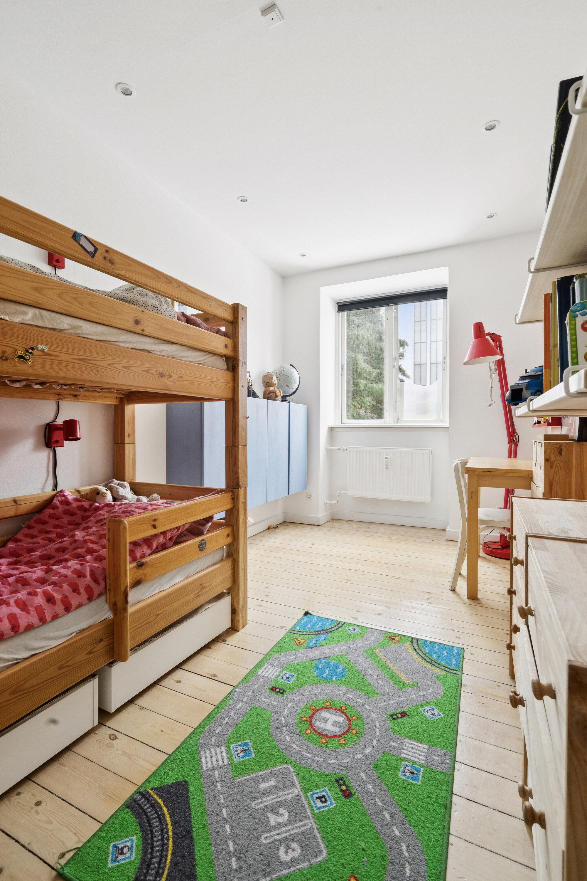 Fremhævet soveværelse billede i fuldskærmstilstand. Billede af Reberbanegade 19, st.. tv., 2300 København S