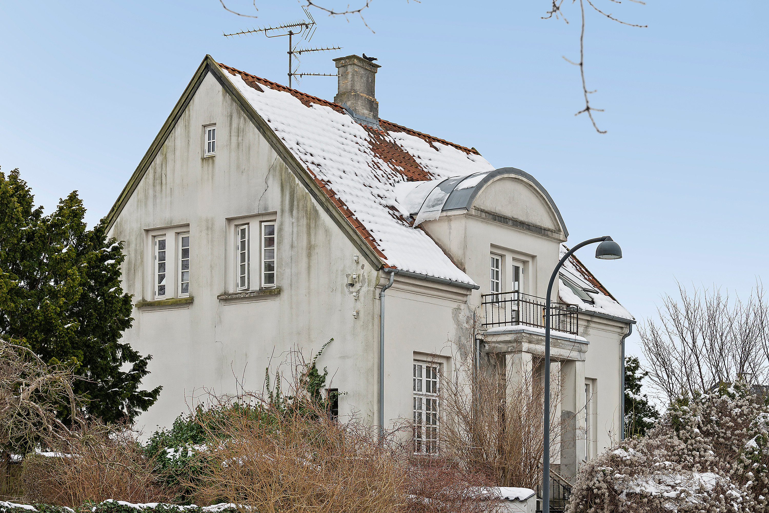 Fremhævet ejendommen billede i fuldskærmstilstand. Billede af Efterårsvej 2, 2920 Charlottenlund