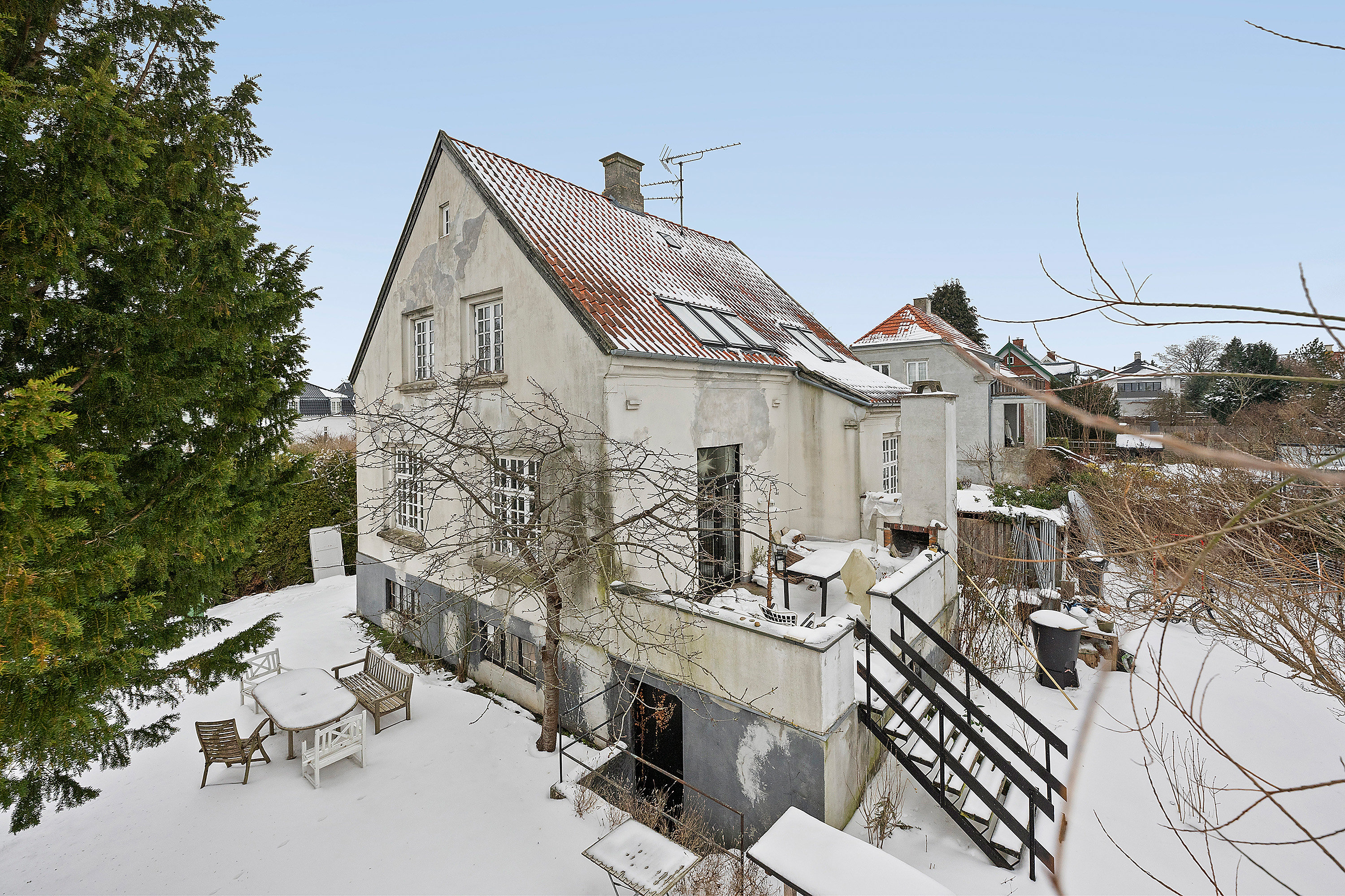 Fremhævet ejendommen billede i fuldskærmstilstand. Billede af Efterårsvej 2, 2920 Charlottenlund