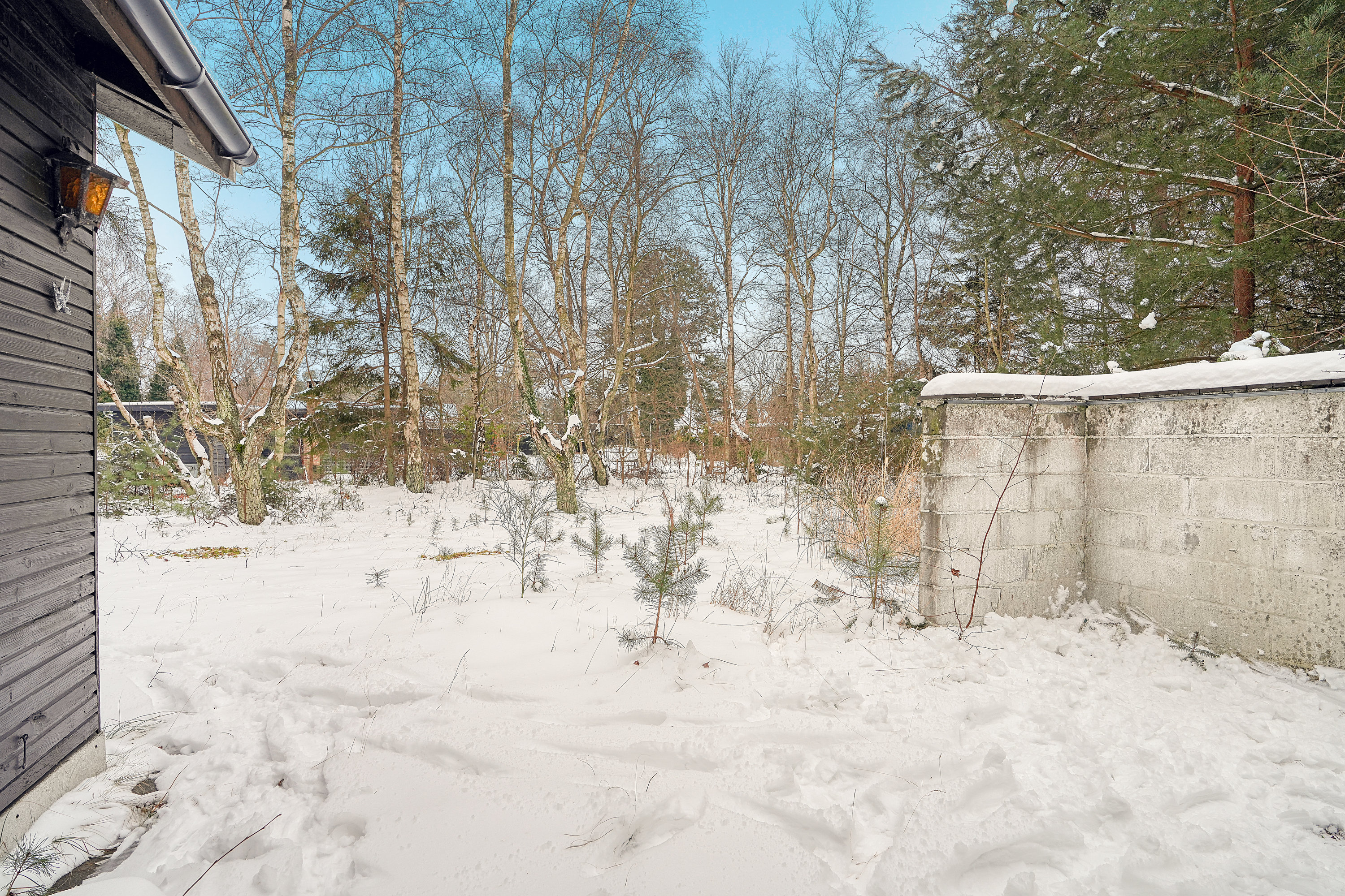 Fremhævet gårdmiljø billede i fuldskærmstilstand. Billede af Elvervangen 3, 4500 Nykøbing Sj