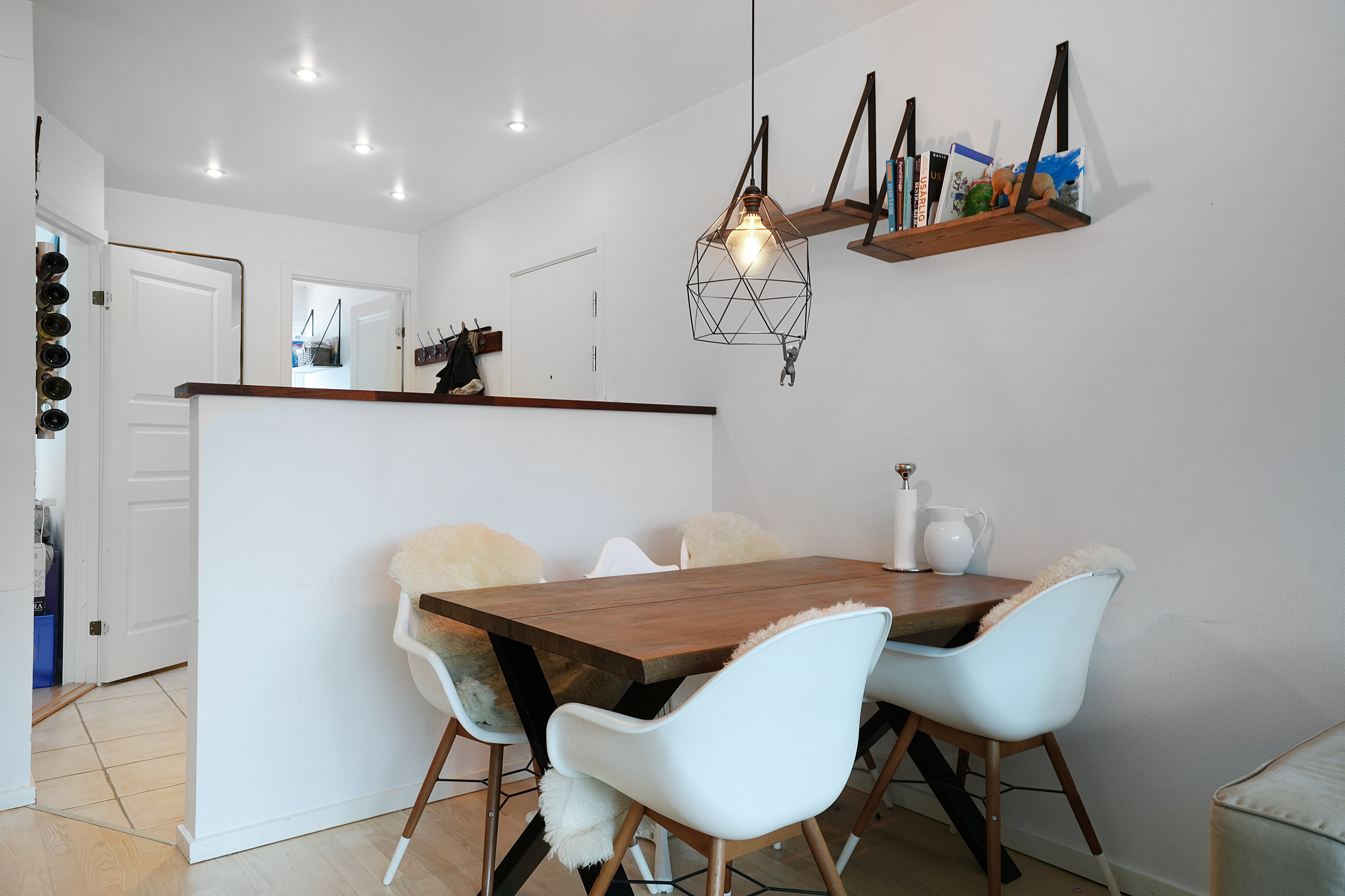 Fremhævet spisestue billede i fuldskærmstilstand. Billede af Teglgårdsvej 403, st.. th., 3050 Humlebæk