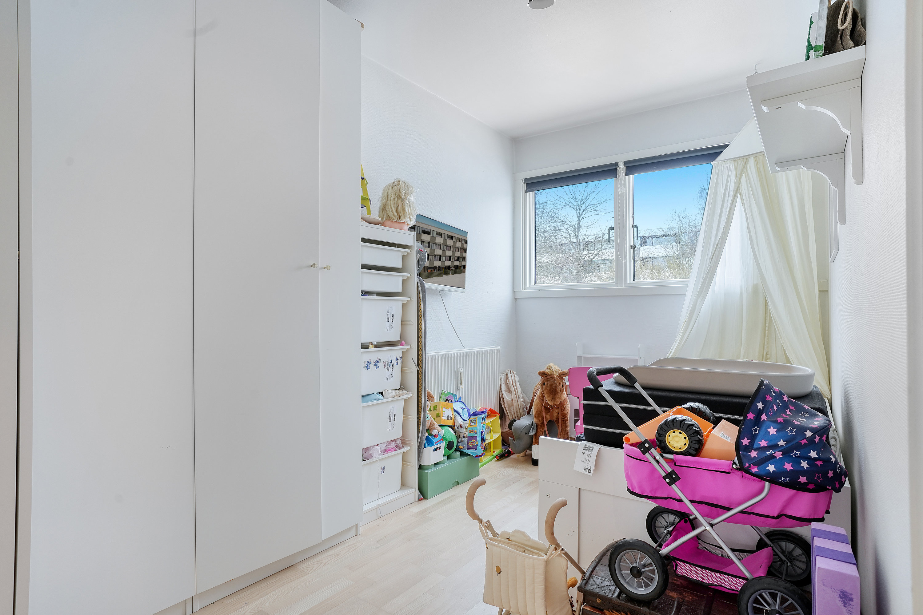 Fremhævet værelse billede i fuldskærmstilstand. Billede af Teglgårdsvej 403, st.. th., 3050 Humlebæk