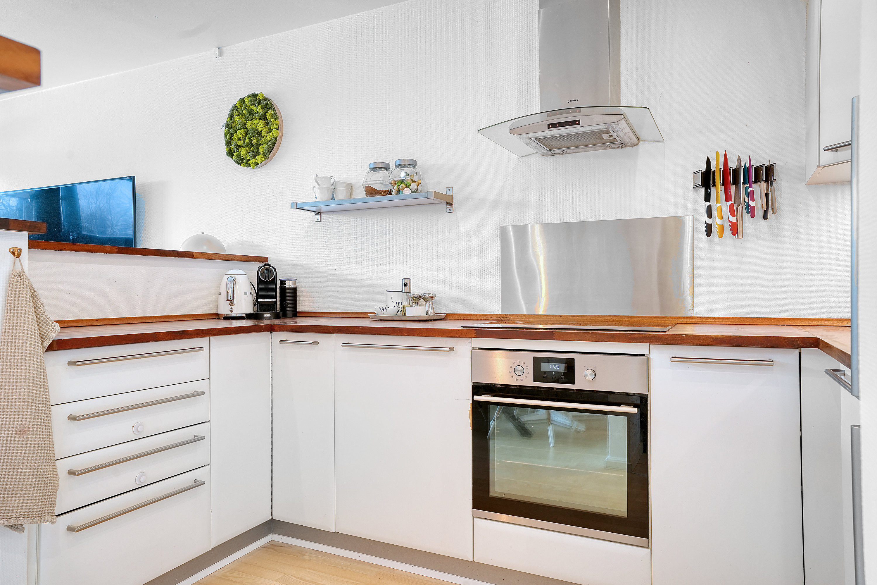 Fremhævet køkken billede i fuldskærmstilstand. Billede af Teglgårdsvej 403, st.. th., 3050 Humlebæk