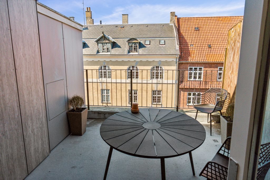 Fremhævet tagteresse billede i fuldskærmstilstand. Billede af Halsskovgade 2, 1. 116., 2100 København Ø