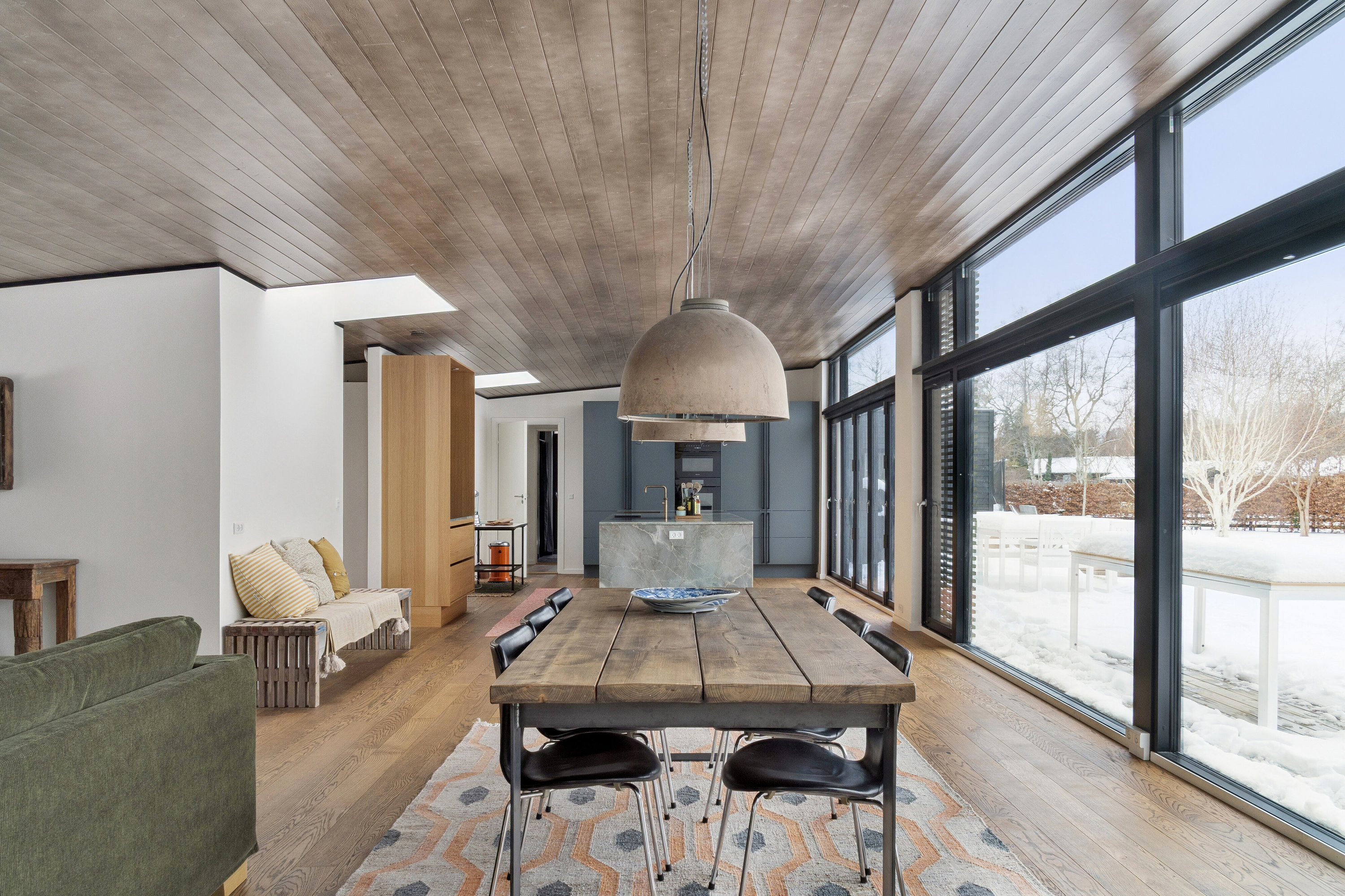 Fremhævet spisestue billede i fuldskærmstilstand. Billede af Tennisvej 5, 3100 Hornbæk