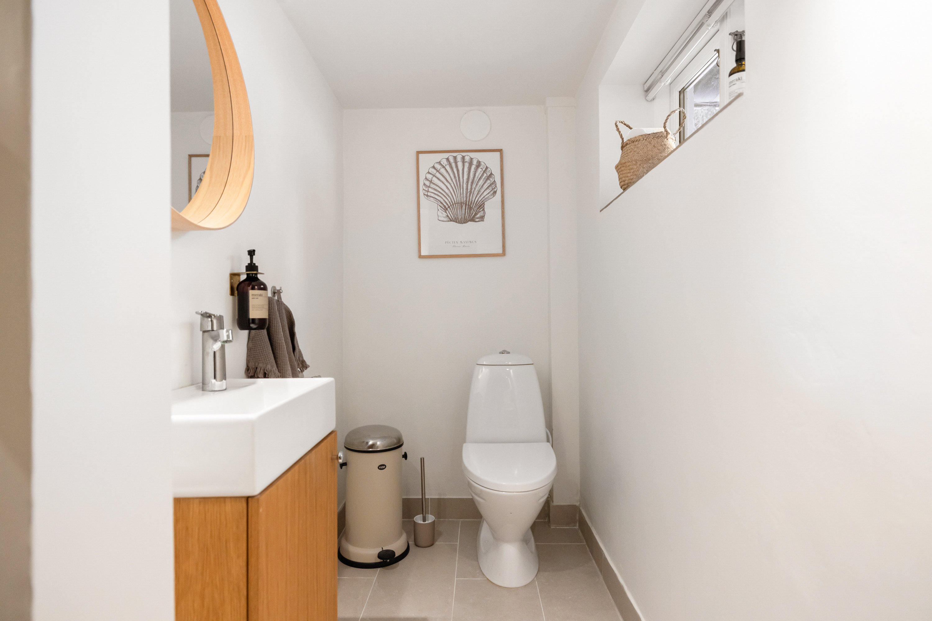 Fremhævet badeværelse billede i fuldskærmstilstand. Billede af Rolfsgade 13, 8260 Viby J