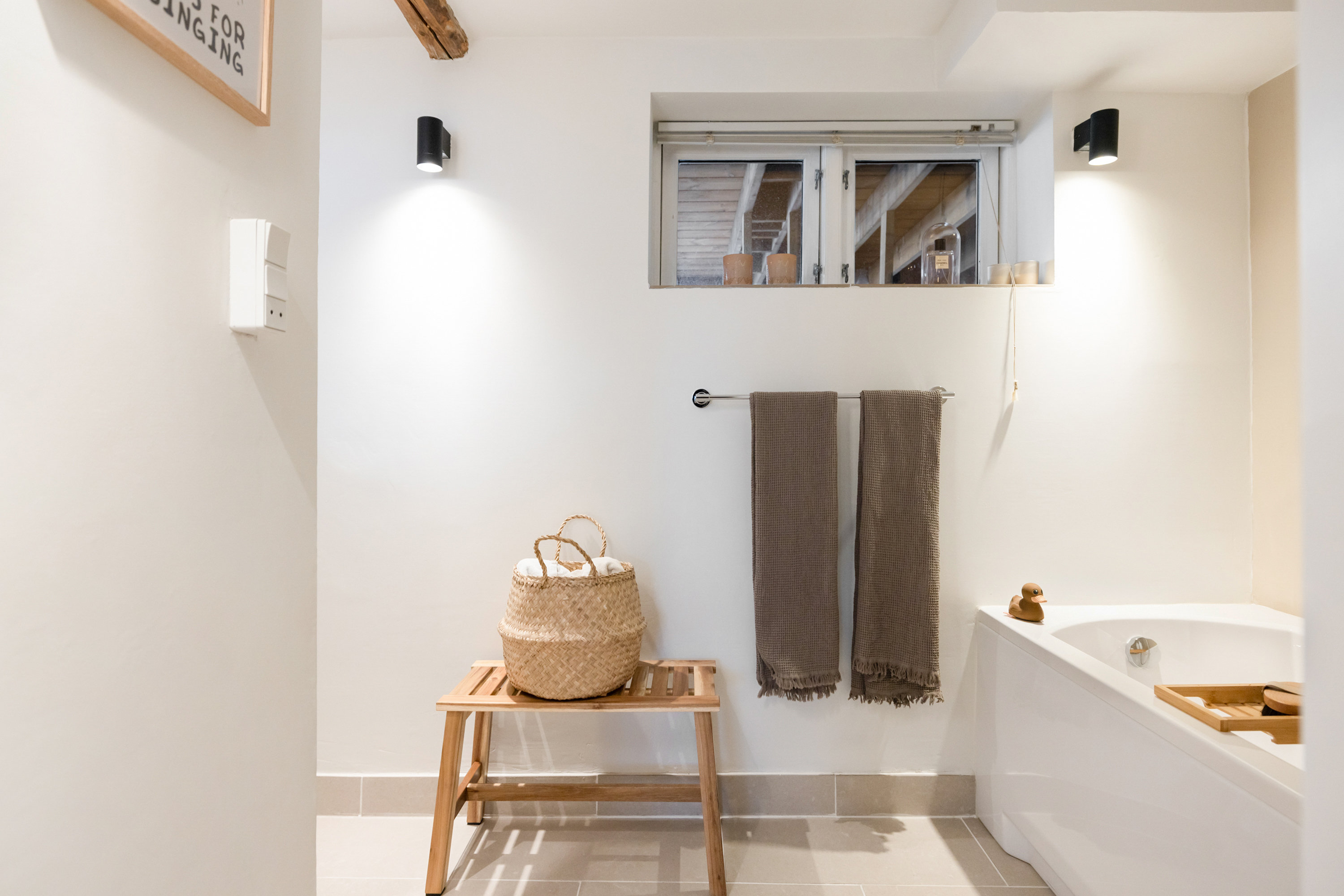 Fremhævet badeværelse billede i fuldskærmstilstand. Billede af Rolfsgade 13, 8260 Viby J