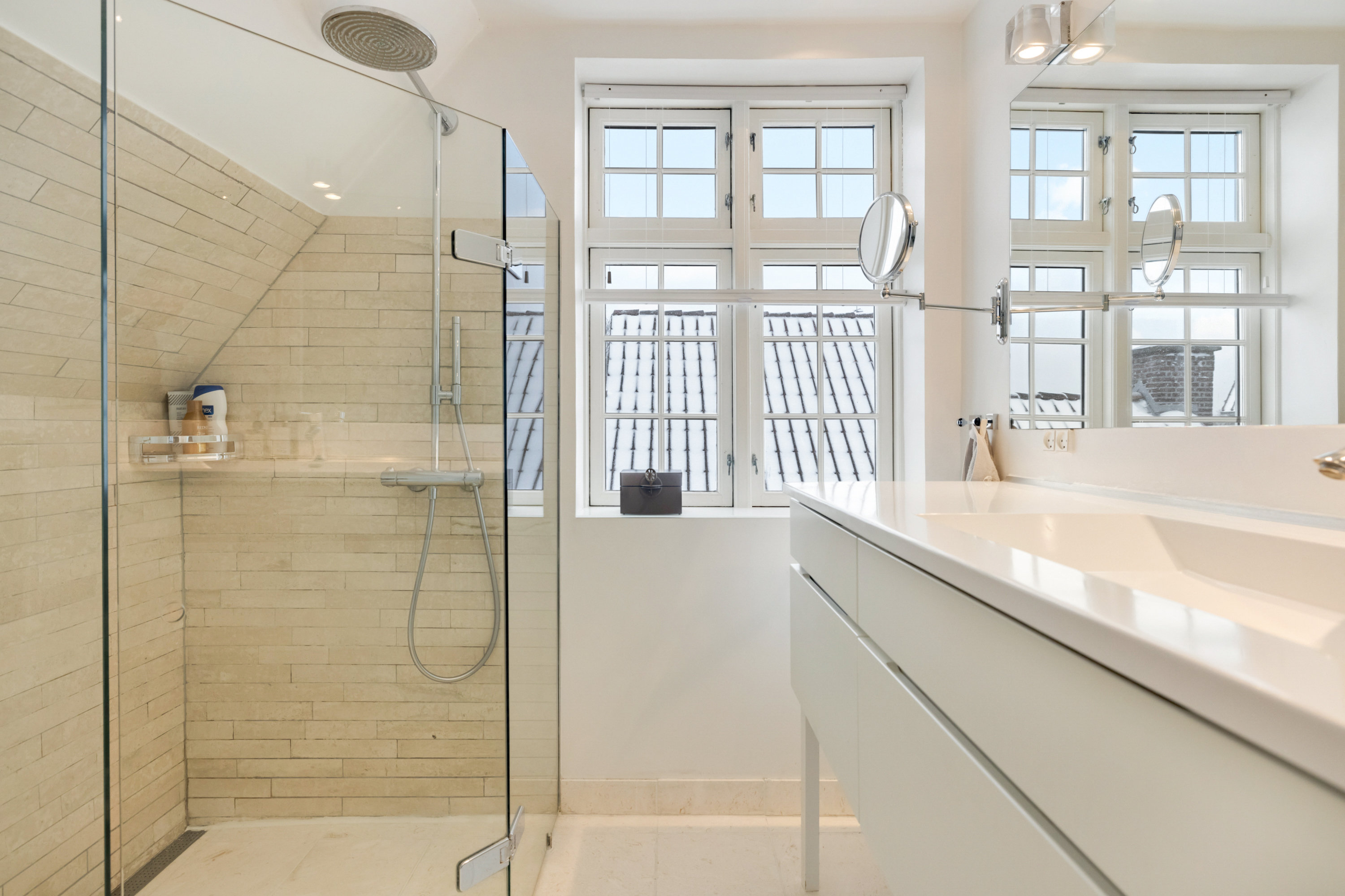 Fremhævet badeværelse billede i fuldskærmstilstand. Billede af Rolfsgade 13, 8260 Viby J