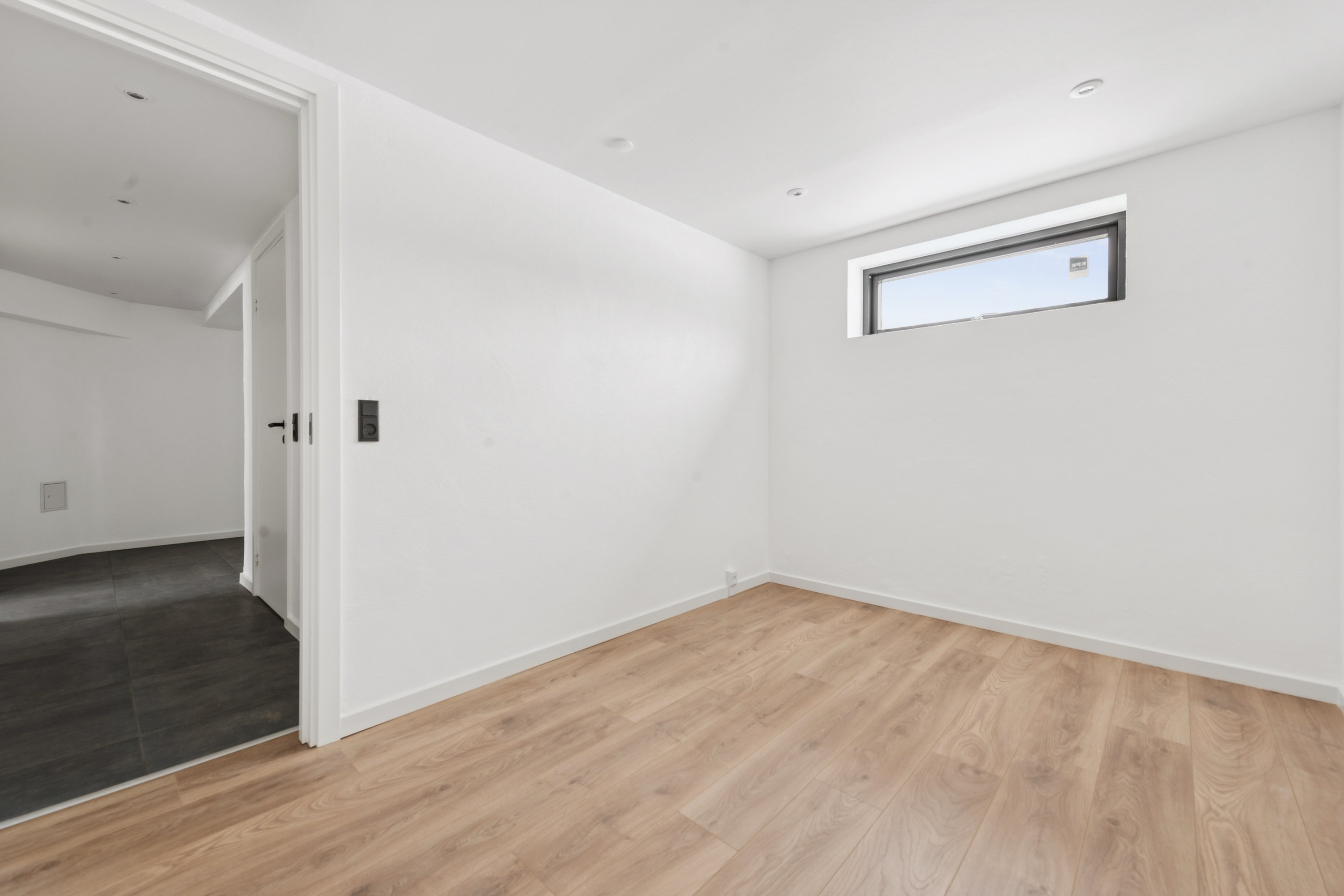 Fremhævet kælder billede i fuldskærmstilstand. Billede af Kildevænget 1, 2690 Karlslunde