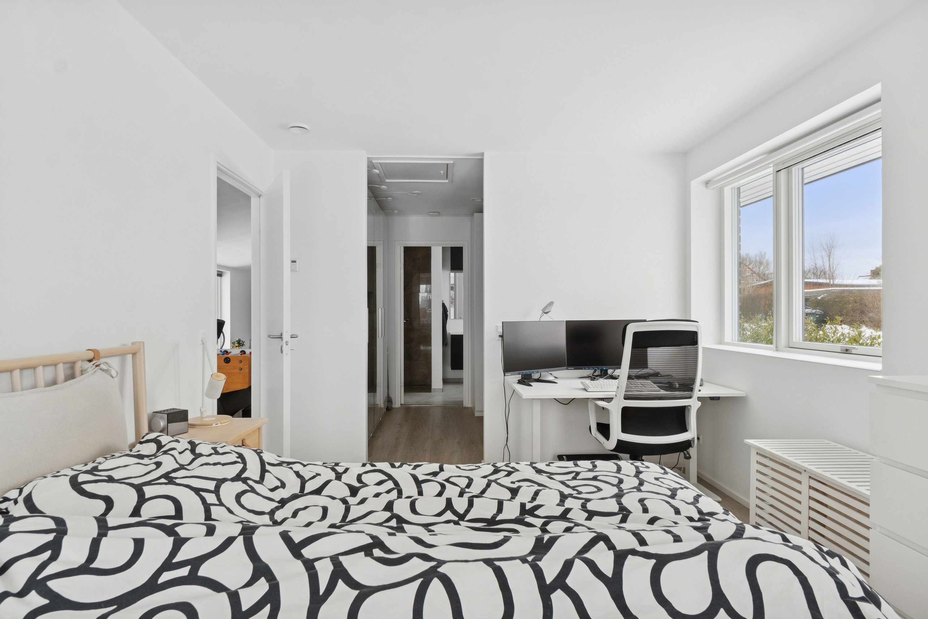 Fremhævet soveværelse billede i fuldskærmstilstand. Billede af H C Bojsensvej 1, 2650 Hvidovre