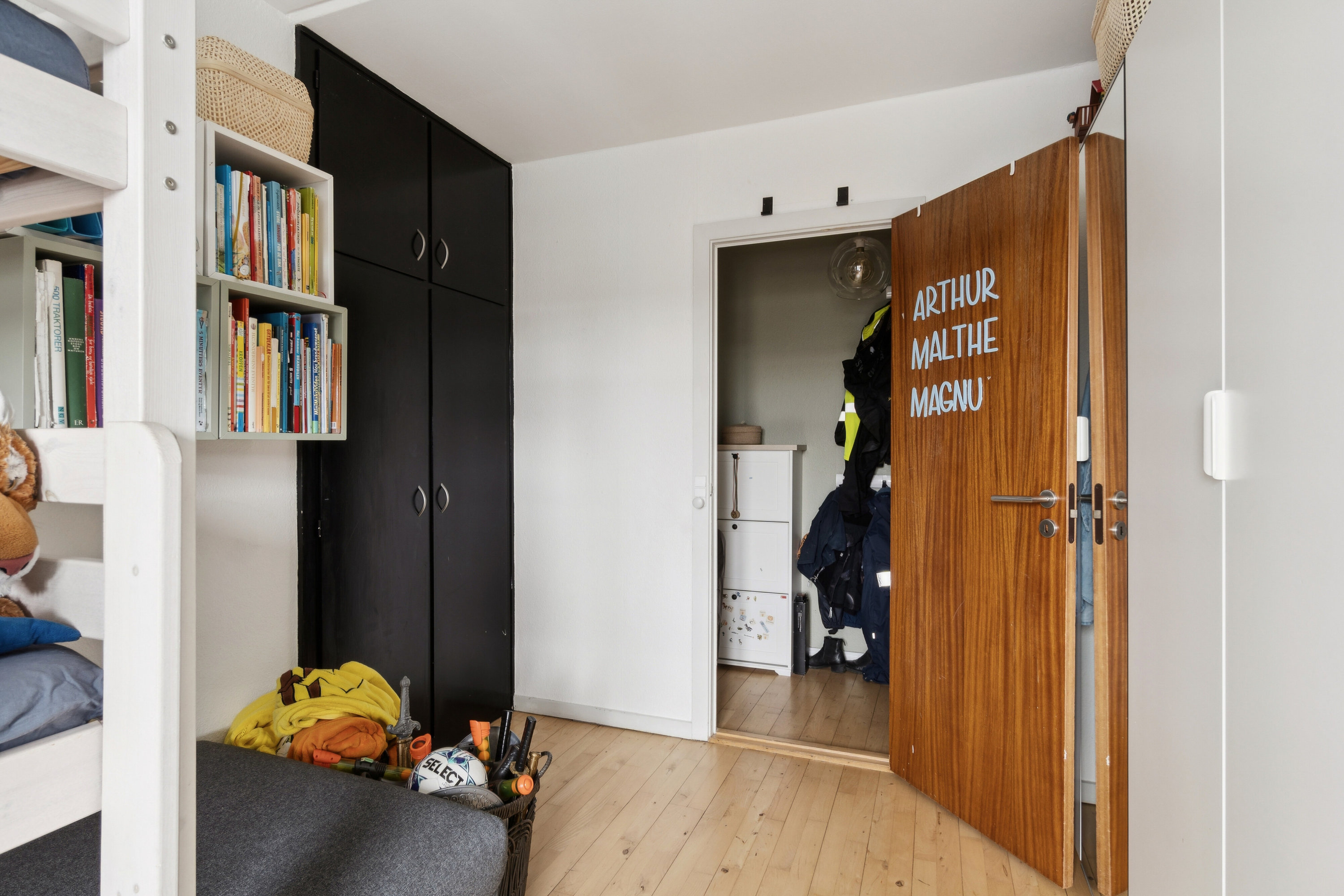 Fremhævet andet billede i fuldskærmstilstand. Billede af Ejboparken 53, 2. tv., 4000 Roskilde