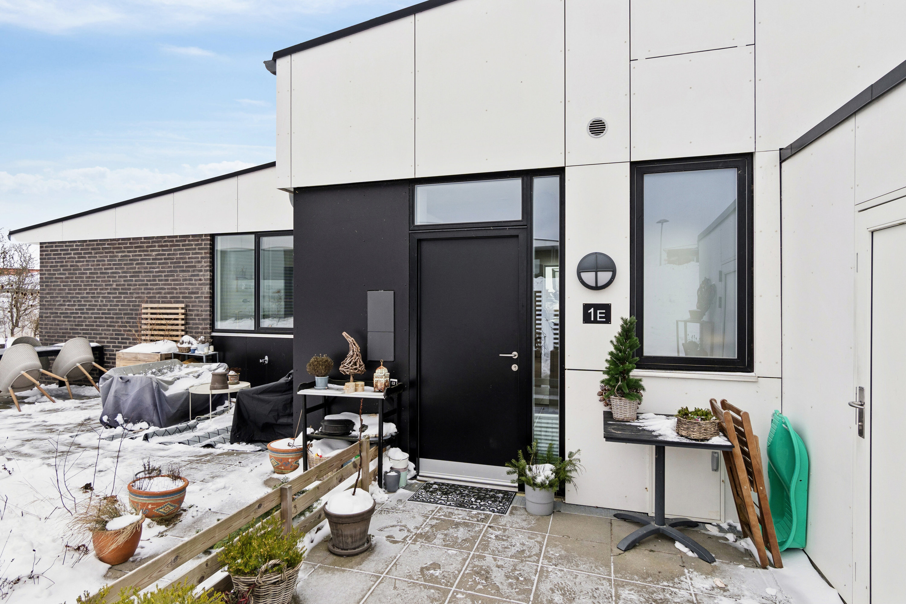 Fremhævet set fra haven billede i fuldskærmstilstand. Billede af Vig Bakke 1E, 4560 Vig