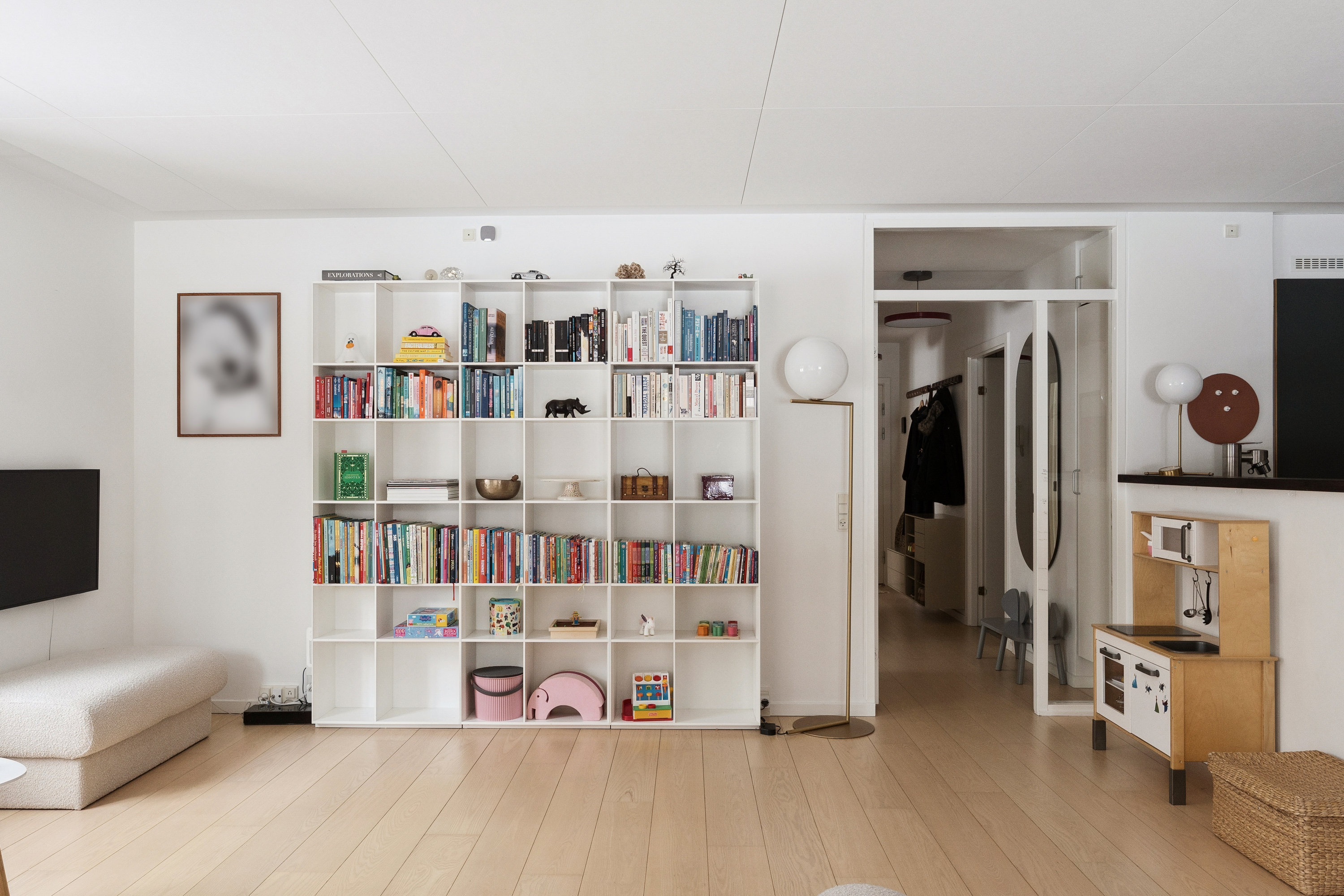 Fremhævet stue billede i fuldskærmstilstand. Billede af Rosenvængets Hovedvej 46, st.. 2., 2100 København Ø