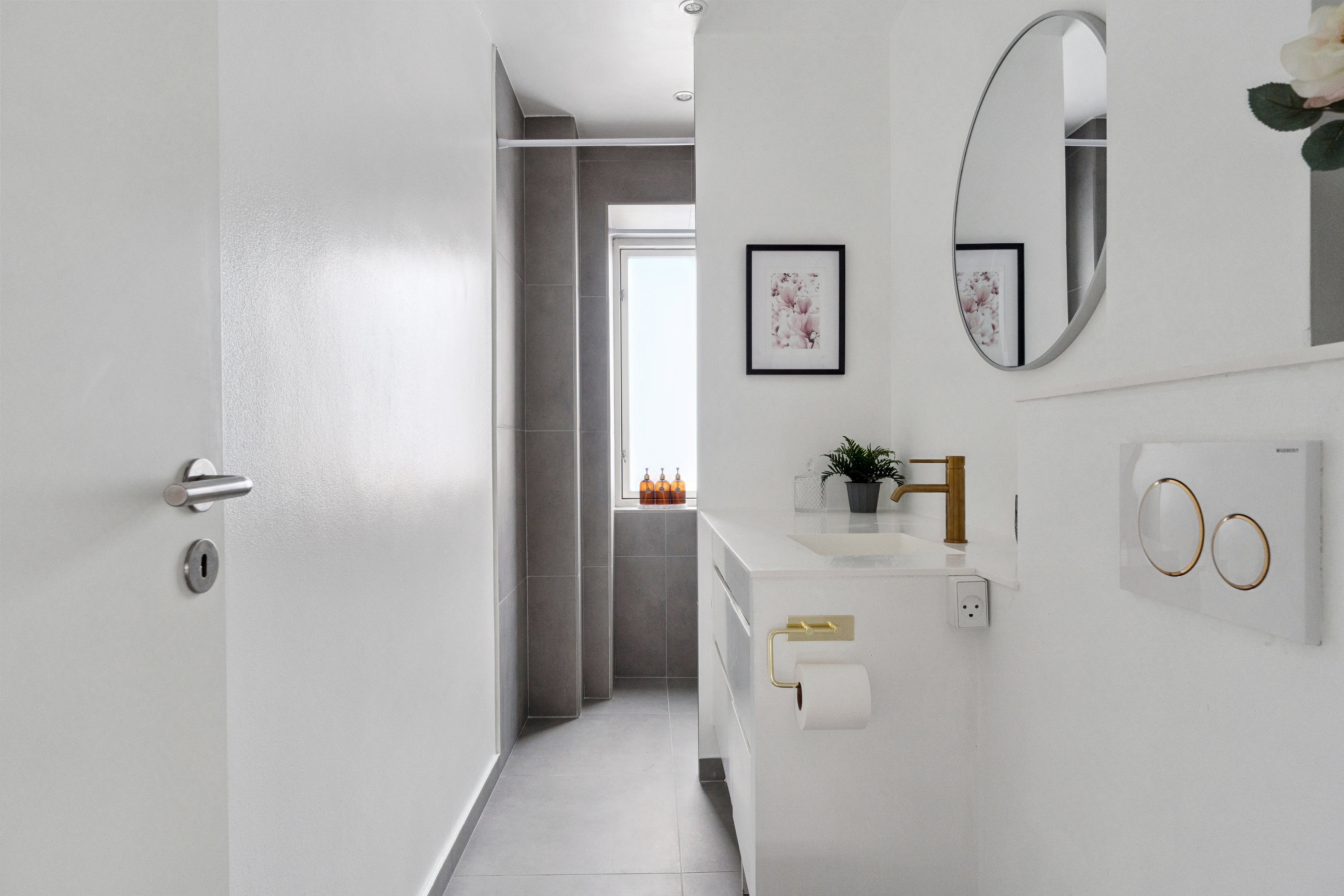 Fremhævet badeværelse billede i fuldskærmstilstand. Billede af Østerbrogade 222, 1. th., 2100 København Ø