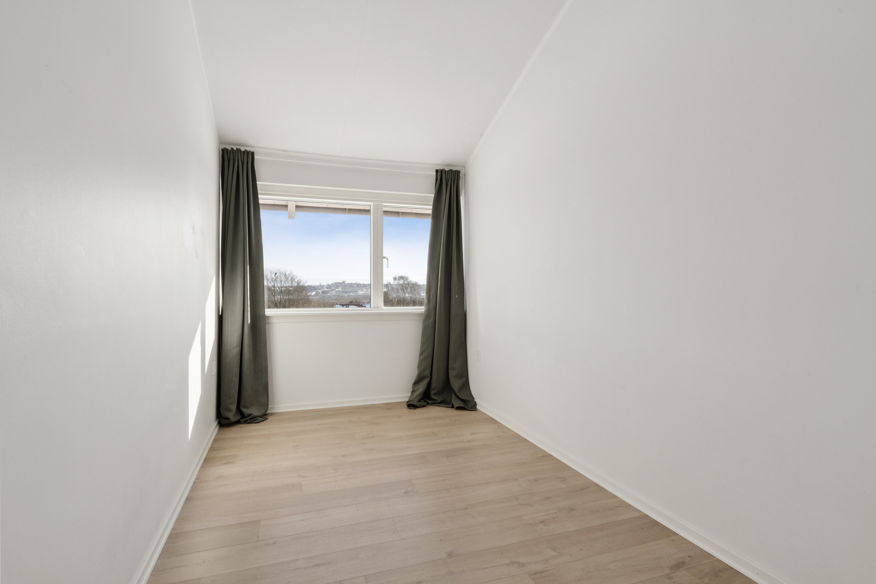 Fremhævet værelse billede i fuldskærmstilstand. Billede af Revlingbakken 31, 1. tv., 9000 Aalborg