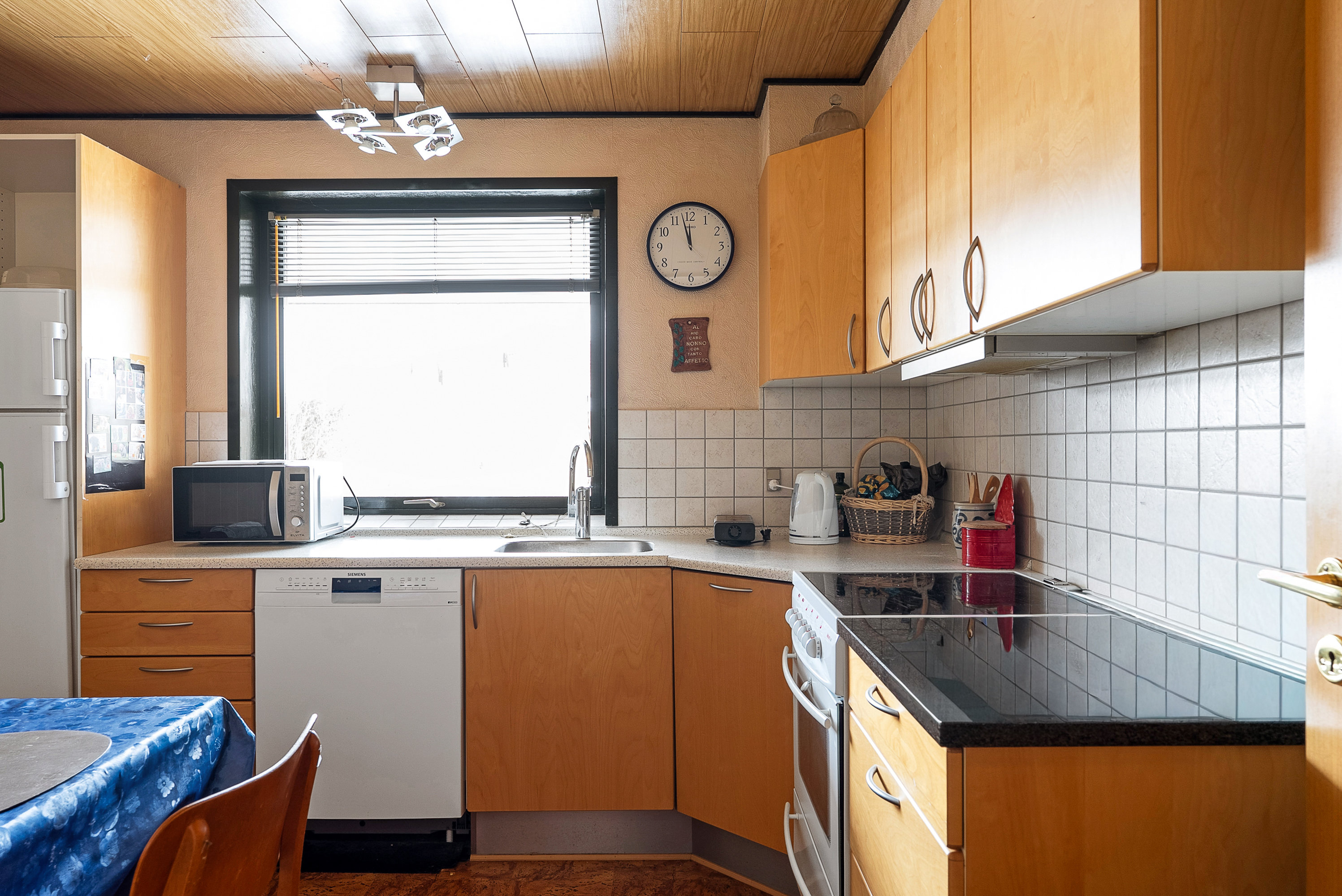 Fremhævet køkken billede i fuldskærmstilstand. Billede af Bullerupvej 37C, Seden, 5240 Odense NØ