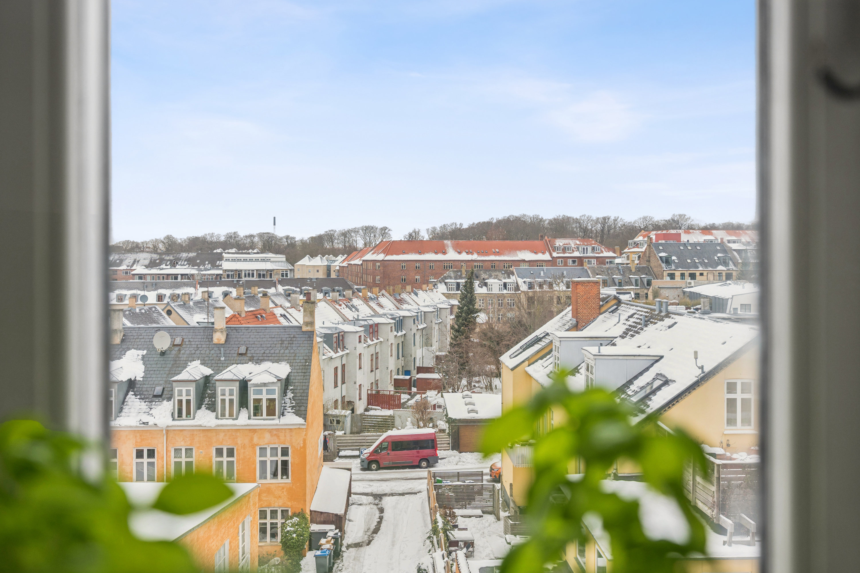 Fremhævet  billede i fuldskærmstilstand. Billede af Mølle Allé 6, 4. tv., 2500 Valby