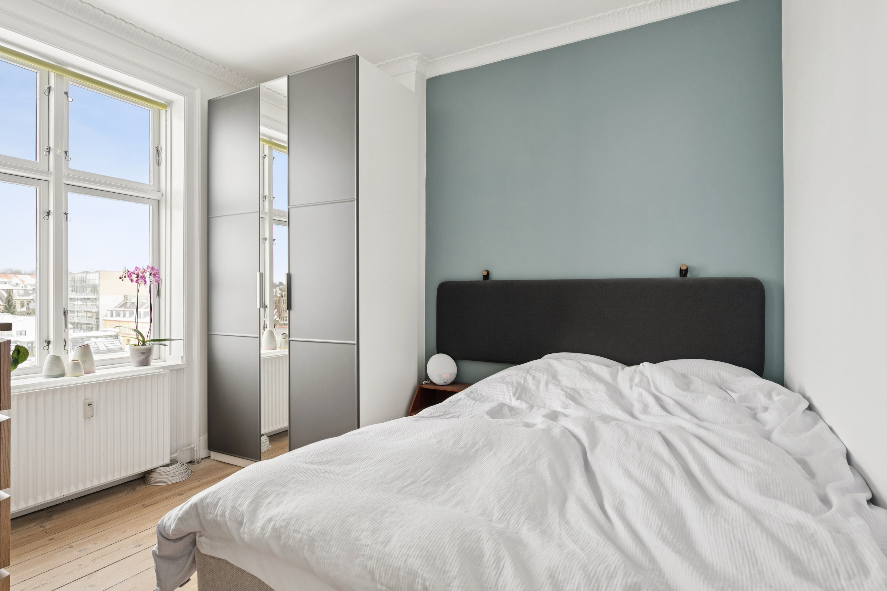 Fremhævet  billede i fuldskærmstilstand. Billede af Mølle Allé 6, 4. tv., 2500 Valby