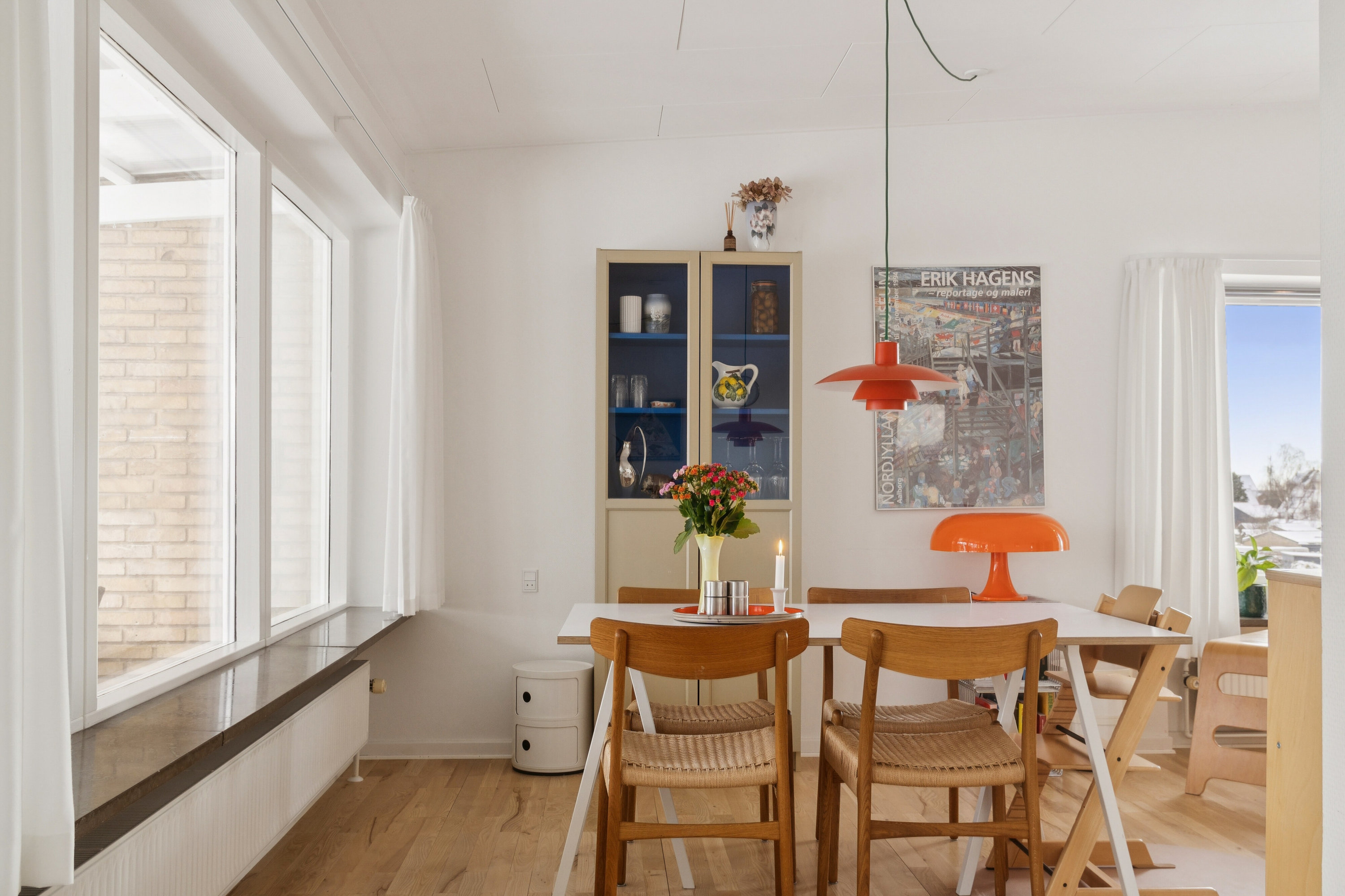 Fremhævet stue billede i fuldskærmstilstand. Billede af Pilevænget 30, 8270 Højbjerg