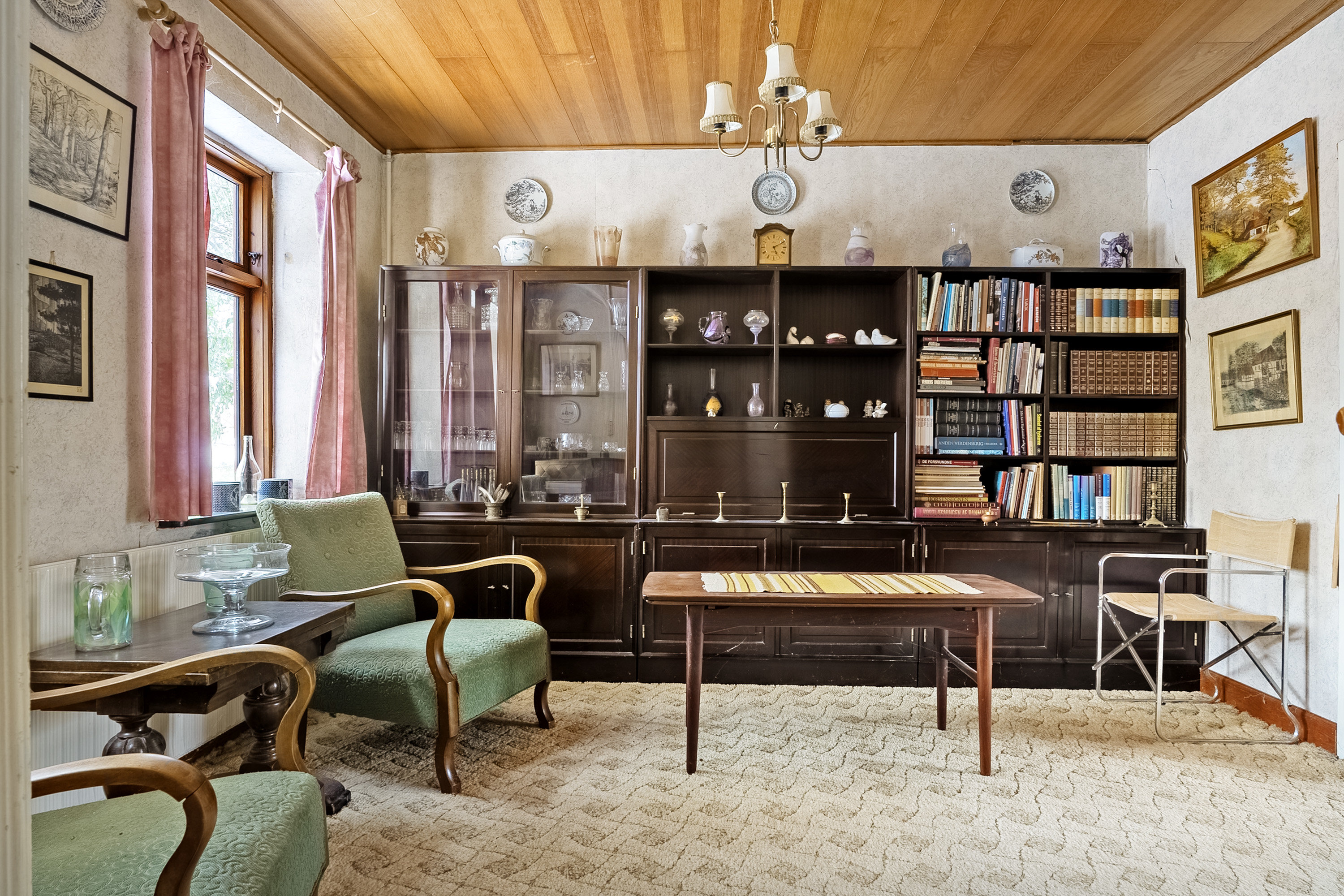 Fremhævet stue billede i fuldskærmstilstand. Billede af Møllebæk 74, Haldrup, 8700 Horsens