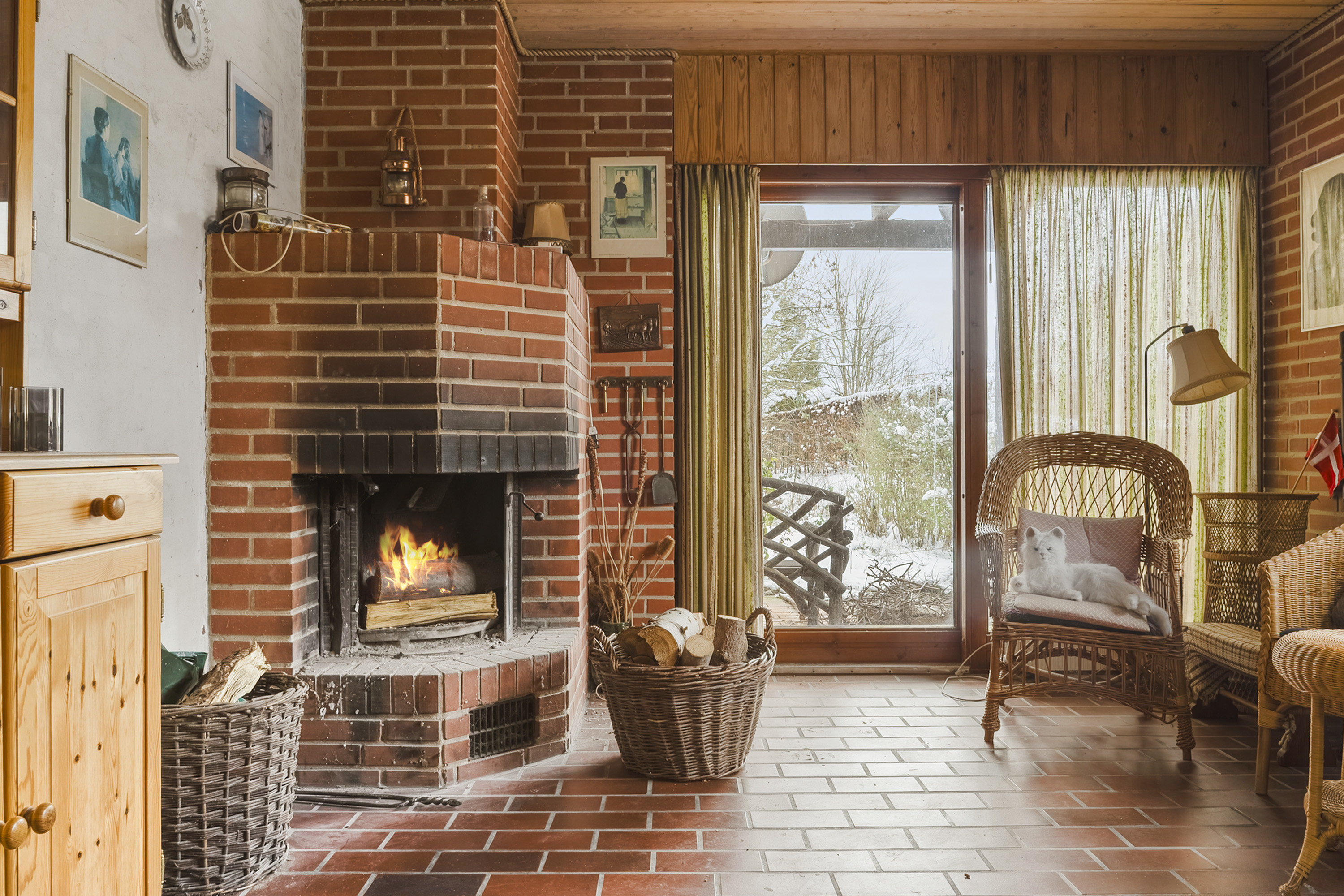 Fremhævet stue billede i fuldskærmstilstand. Billede af Møllebæk 74, Haldrup, 8700 Horsens