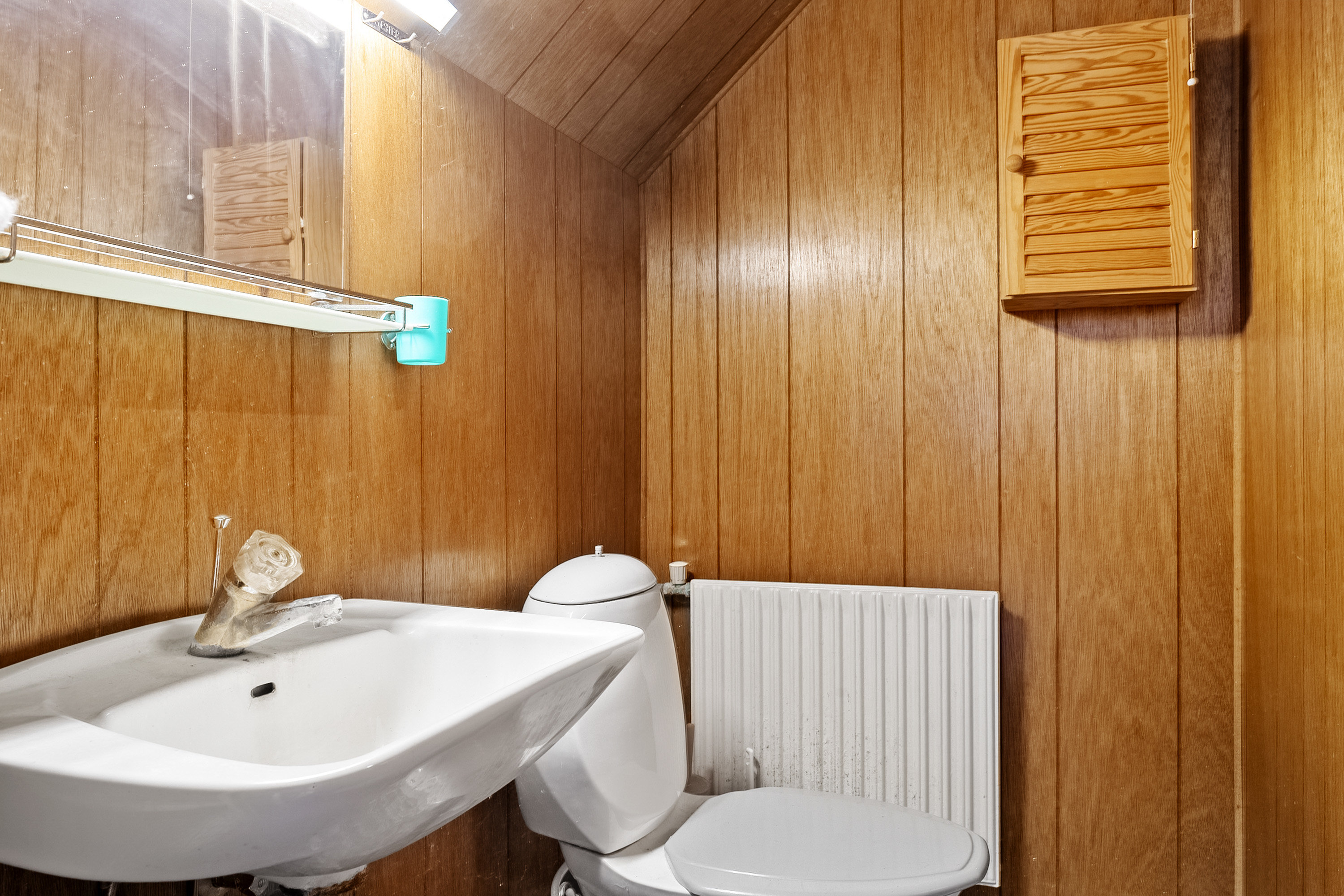 Fremhævet badeværelse billede i fuldskærmstilstand. Billede af Møllebæk 74, Haldrup, 8700 Horsens